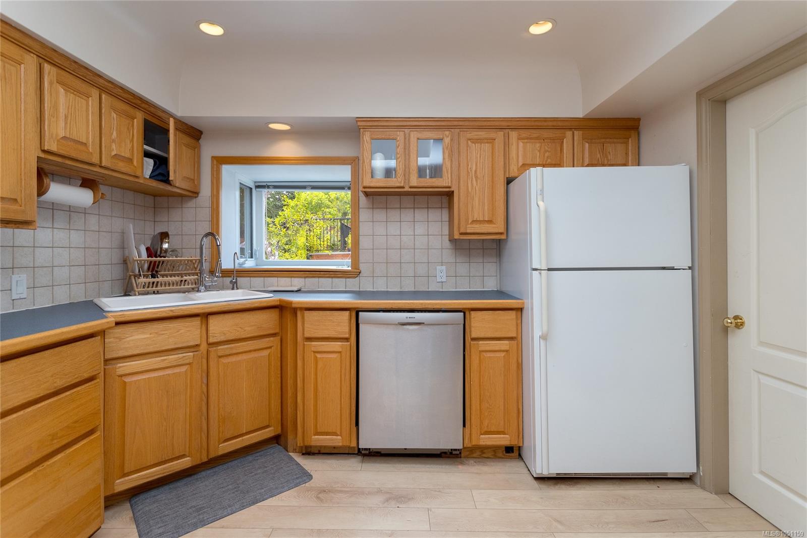 3830 Palo Alto St — listing photo 12 of 42