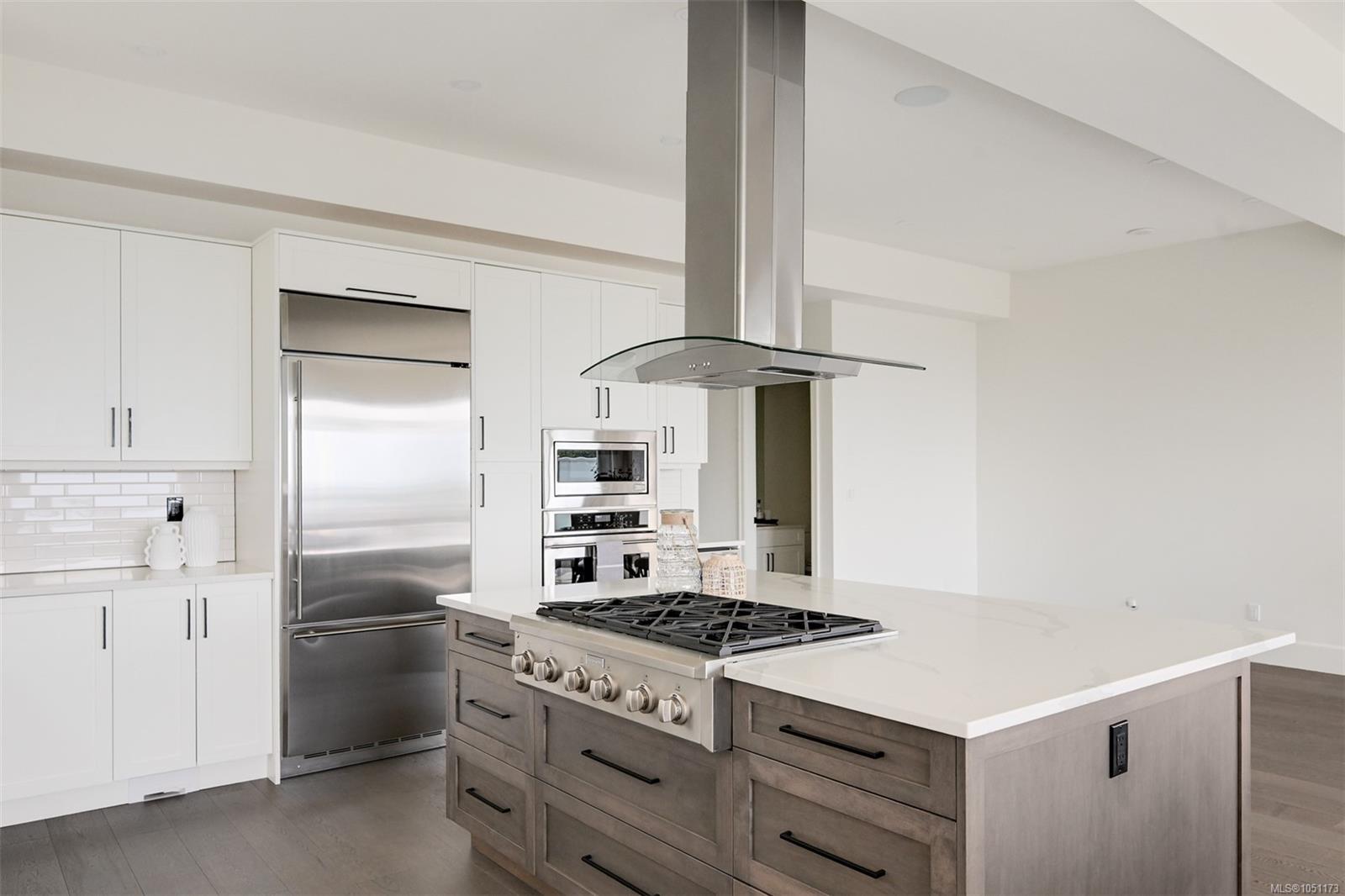 118-539 Delora Dr — listing photo 11 of 97