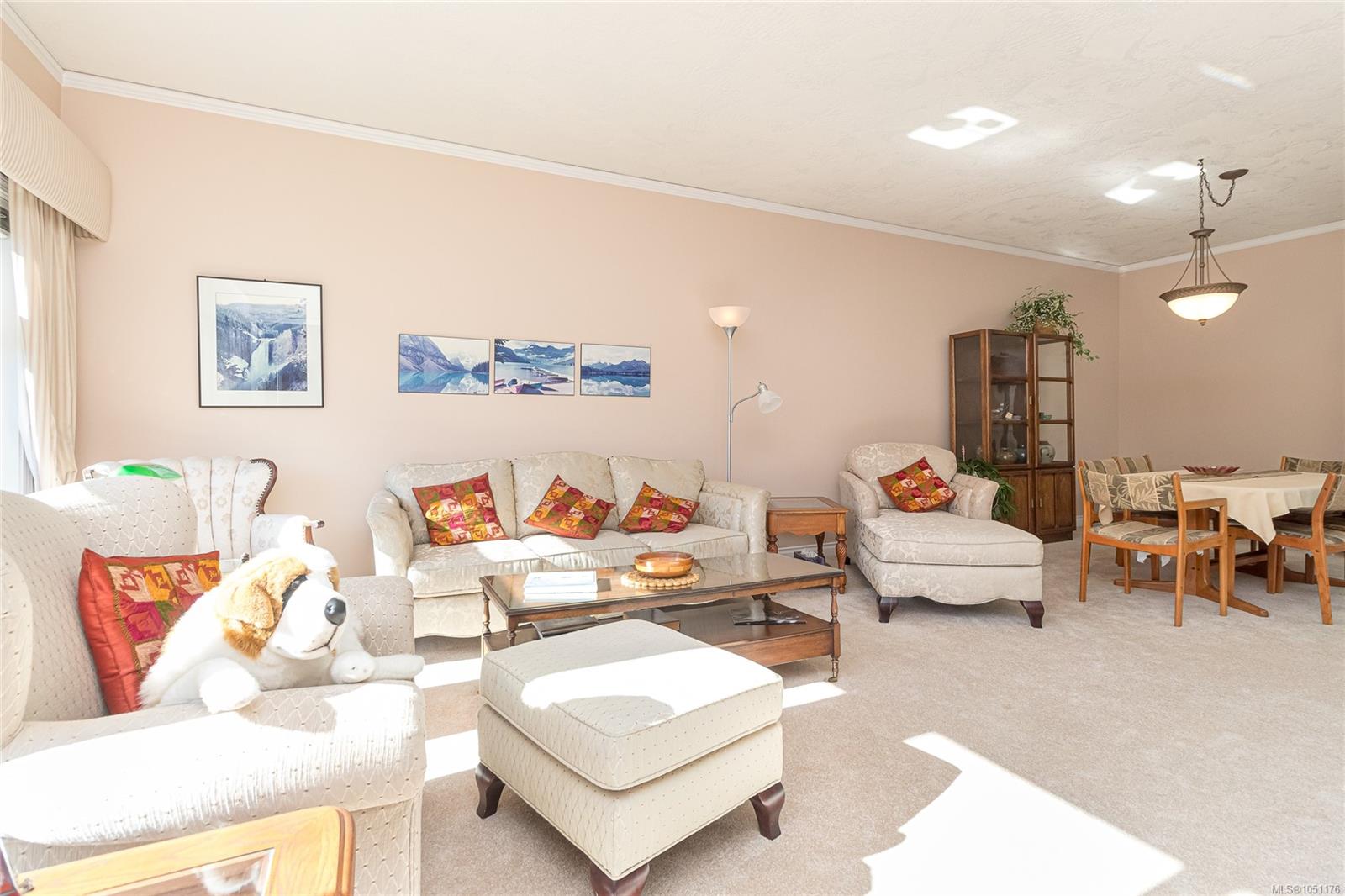 13-4318 Emily Carr Dr — listing photo 9 of 29