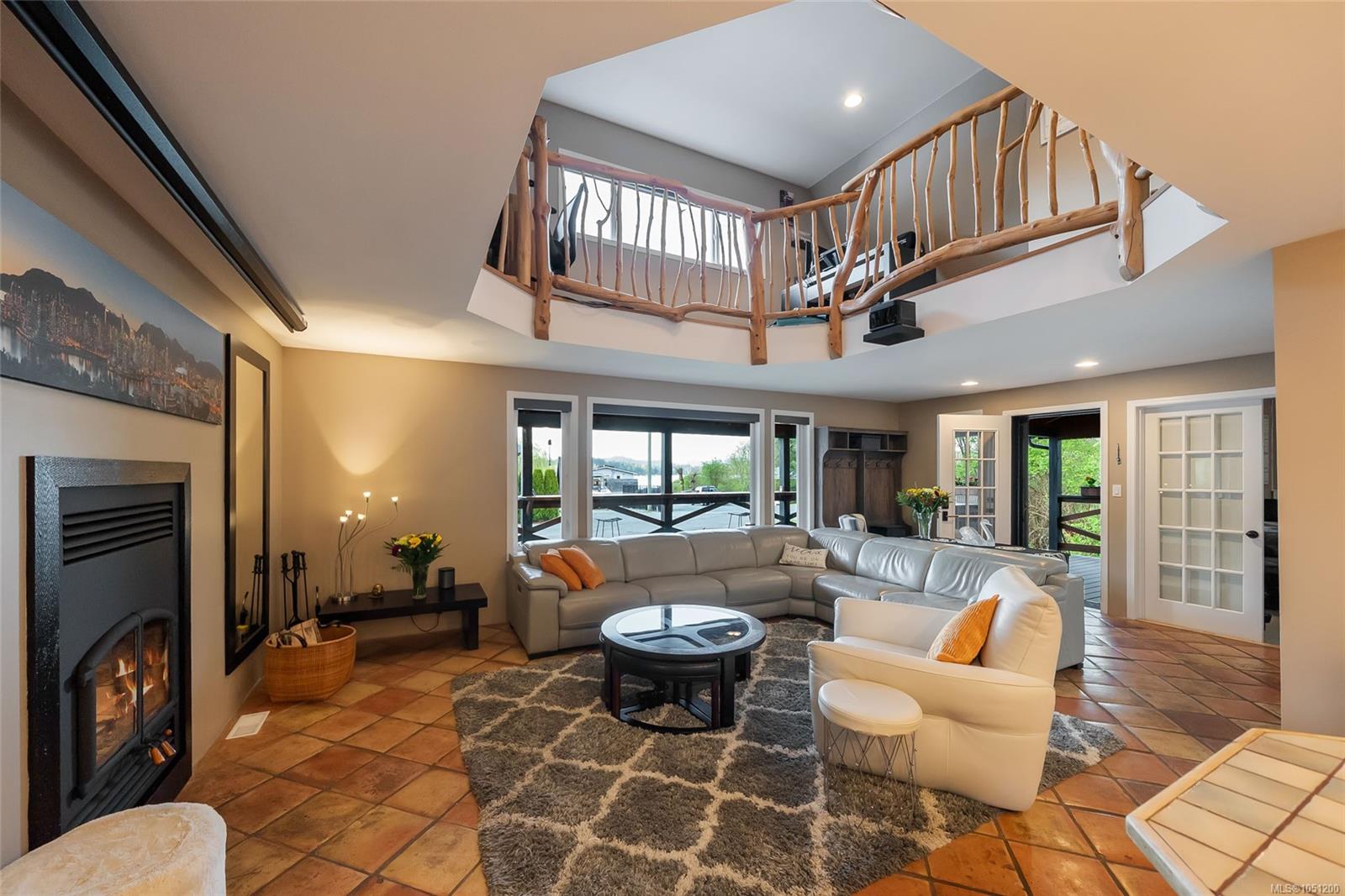2144 Angus Rd — listing photo 11 of 74