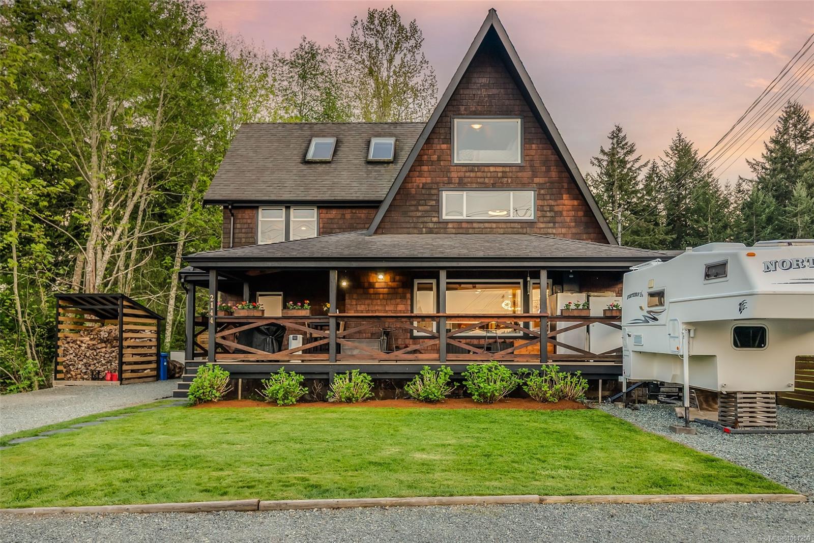 2144 Angus Rd — listing photo 8 of 74