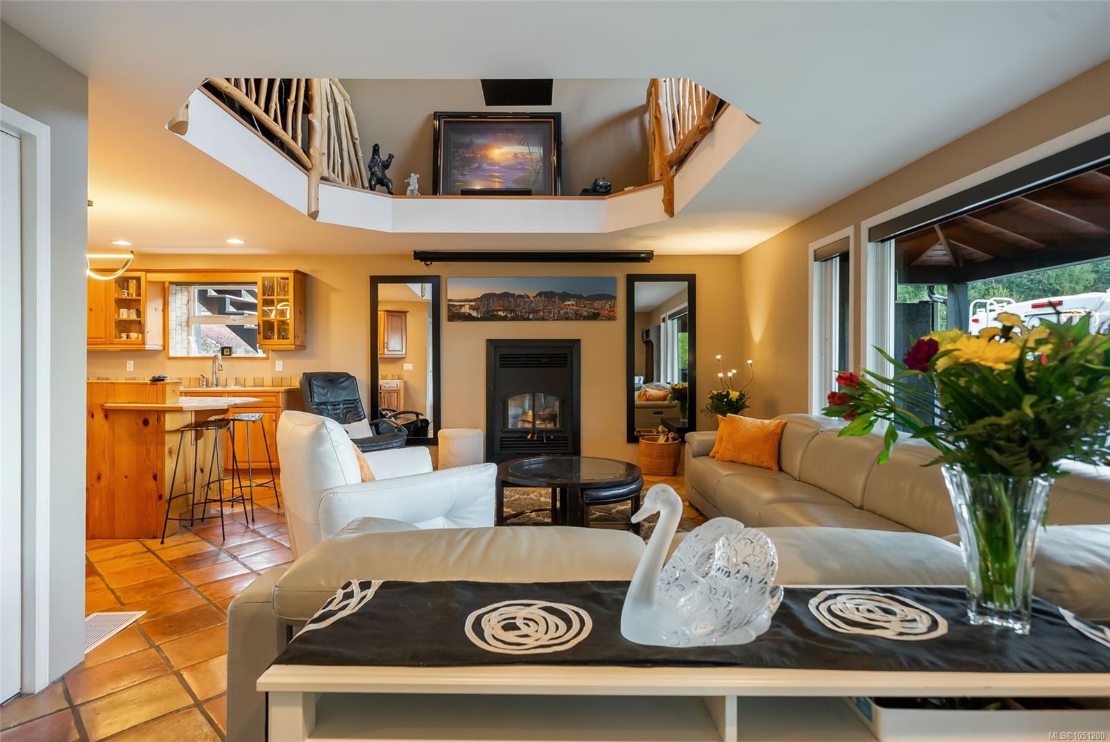 2144 Angus Rd — listing photo 10 of 74