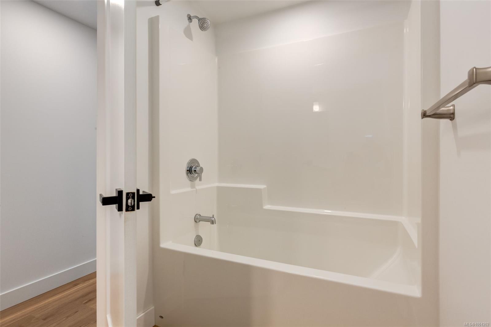 70-2785 Wallbank Rd — listing photo 11 of 41
