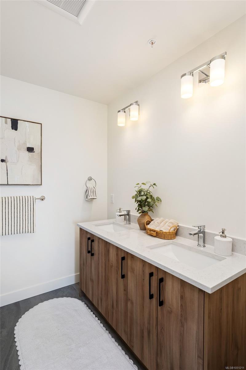 5-3439 Trumpeter St — listing photo 12 of 29