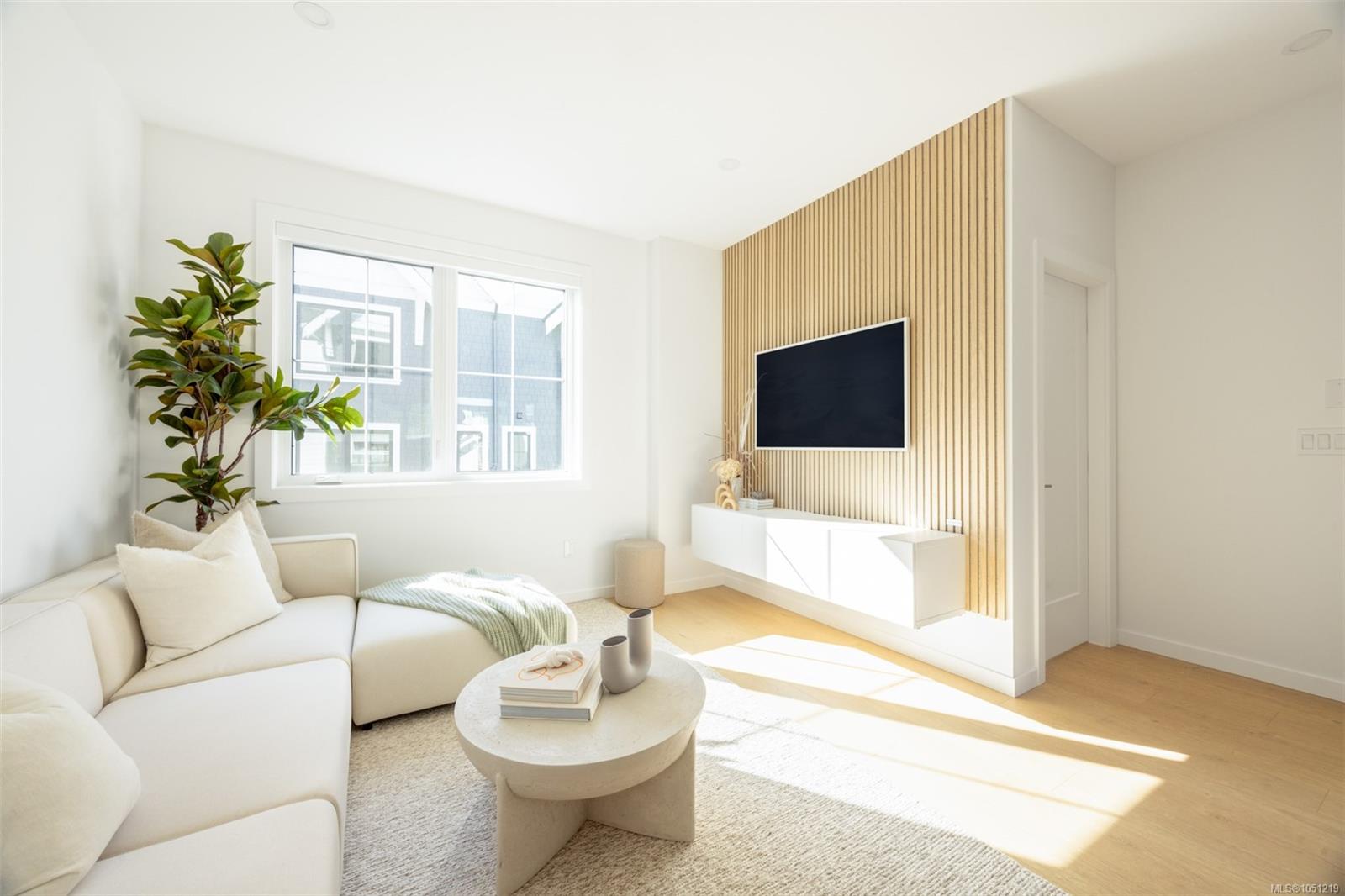 TH9-3450 Whittier Ave — listing photo 8 of 21