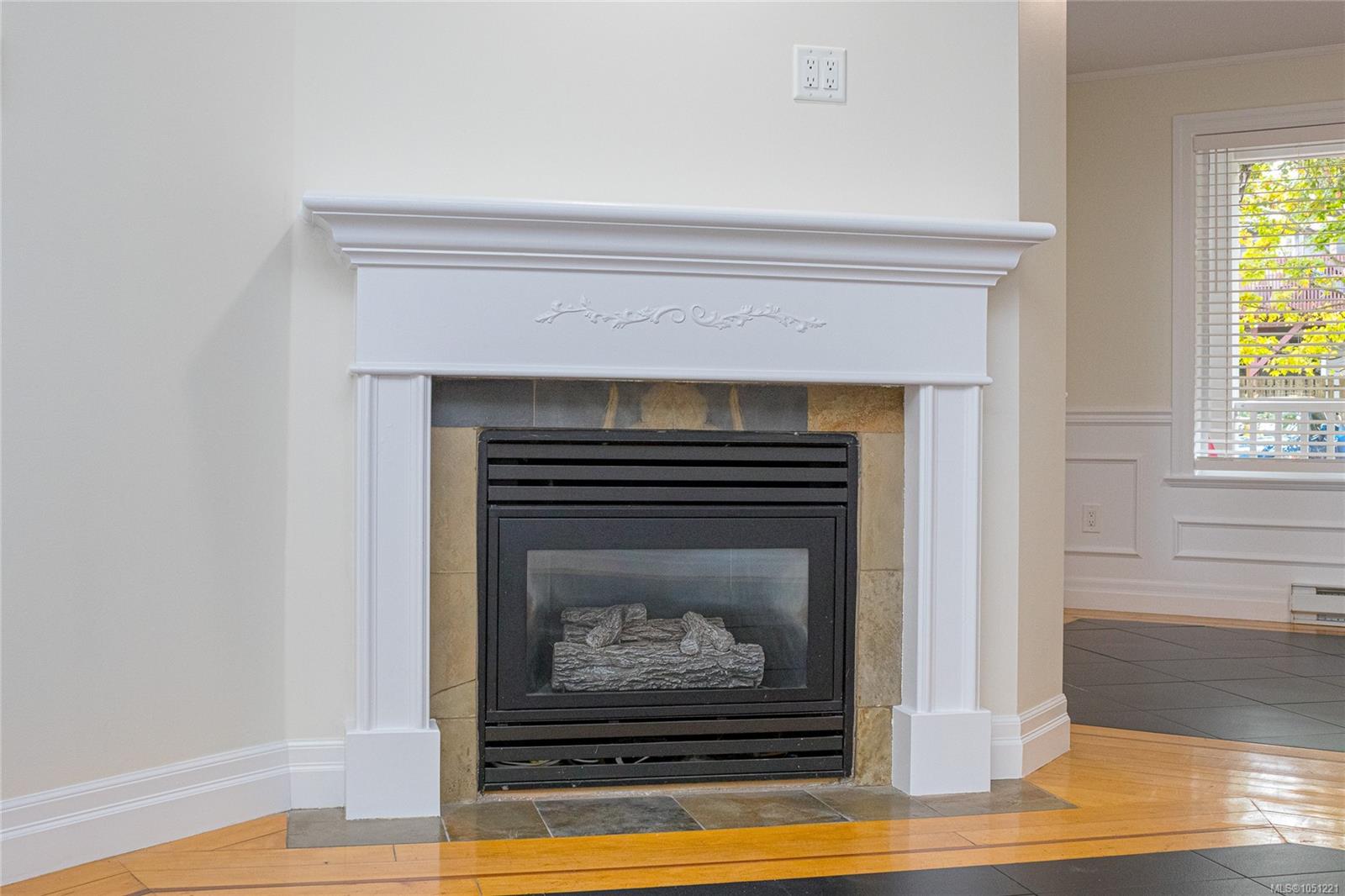 1-649 Admirals Rd — listing photo 8 of 36