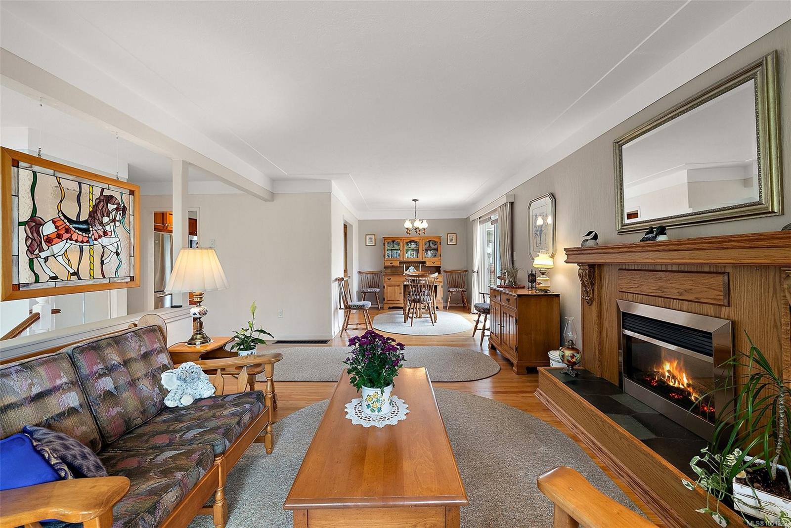 844 Rockheights Ave — listing photo 10 of 35
