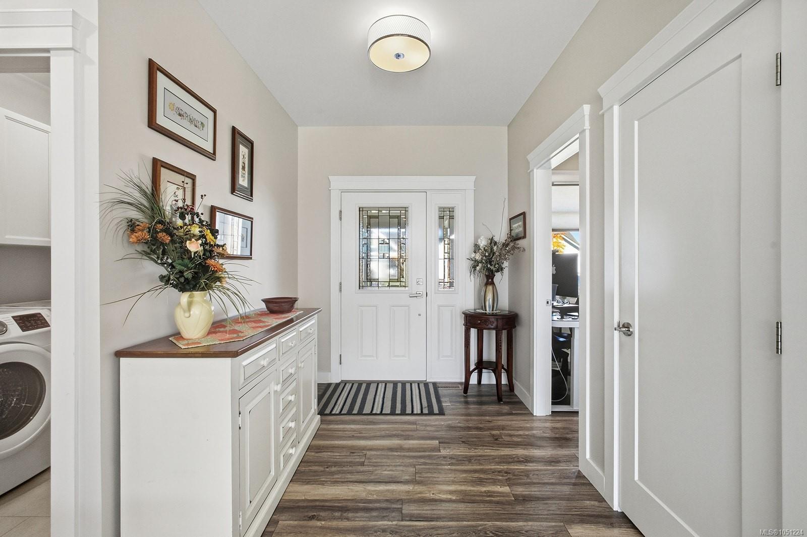 55 Westhaven Way — listing photo 5 of 44