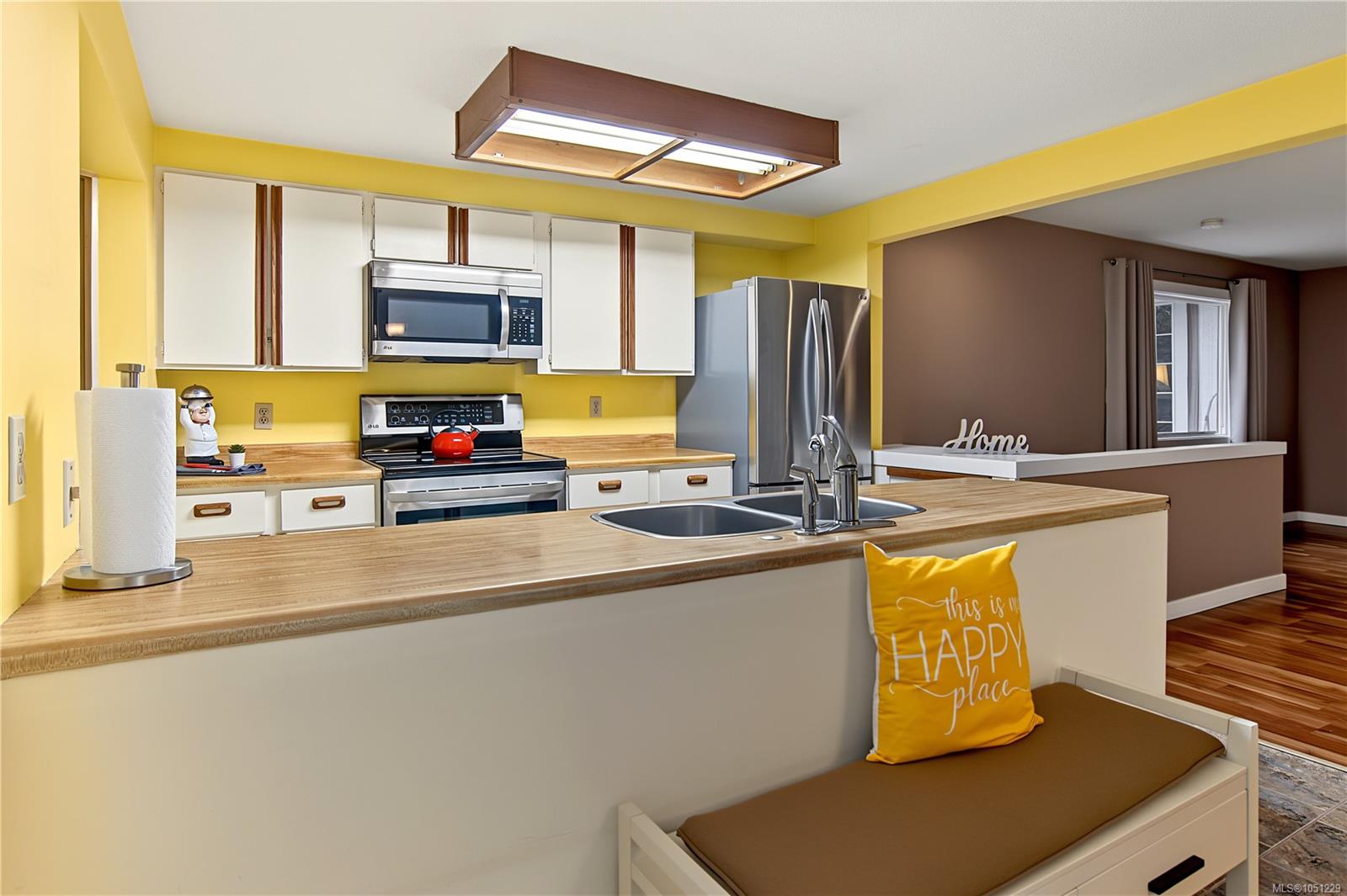 3505 Harris Cres — listing photo 6 of 58