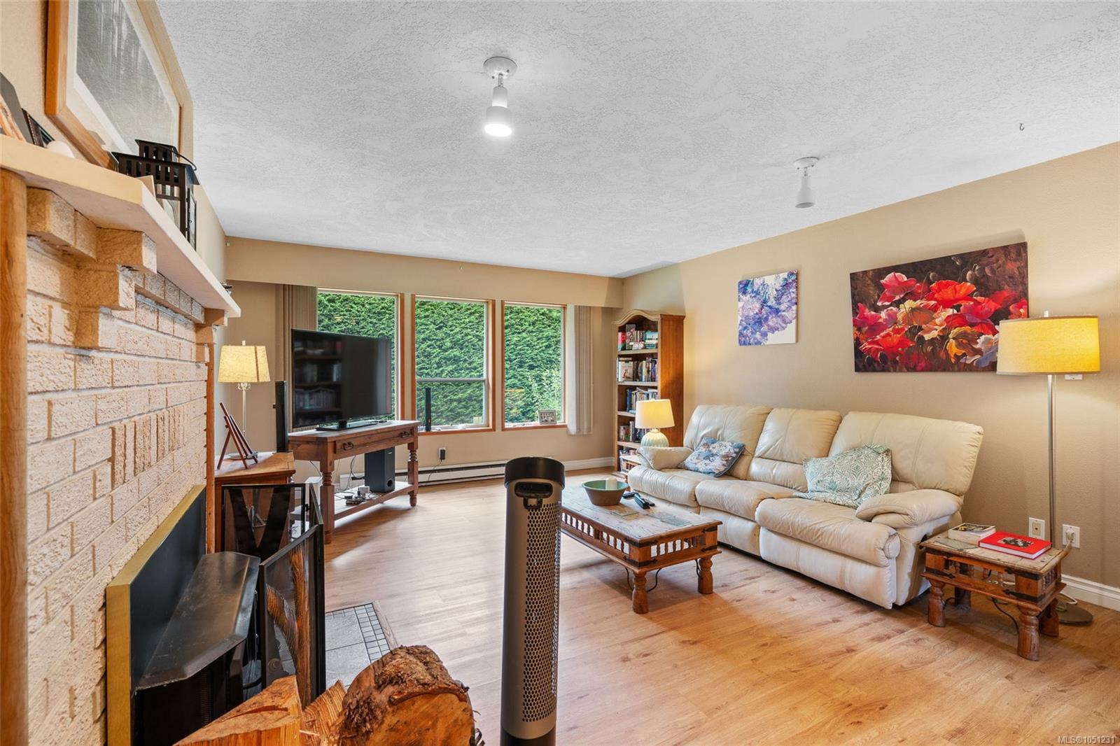 2-1215 Stelly's Cross Rd — listing photo 8 of 63