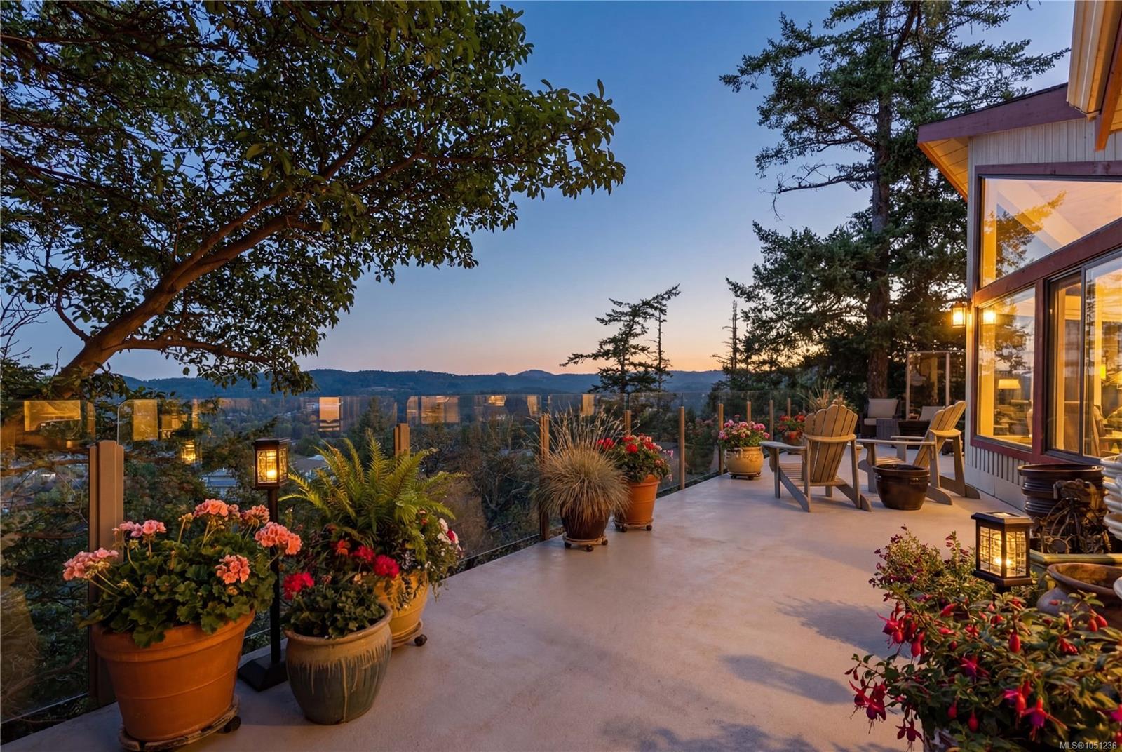 3475 Blue Sky Pl — listing photo 2 of 45