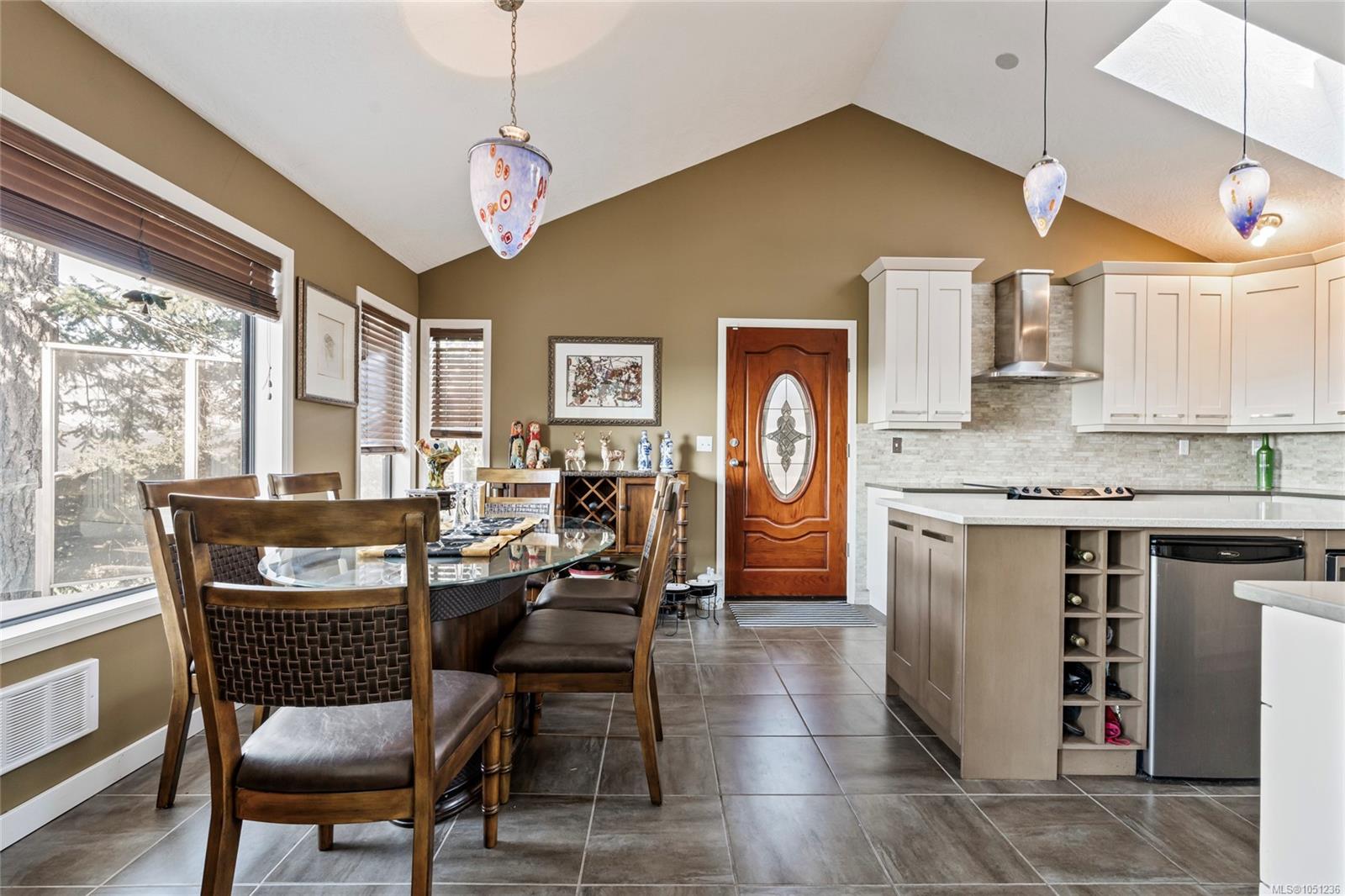 3475 Blue Sky Pl — listing photo 14 of 45