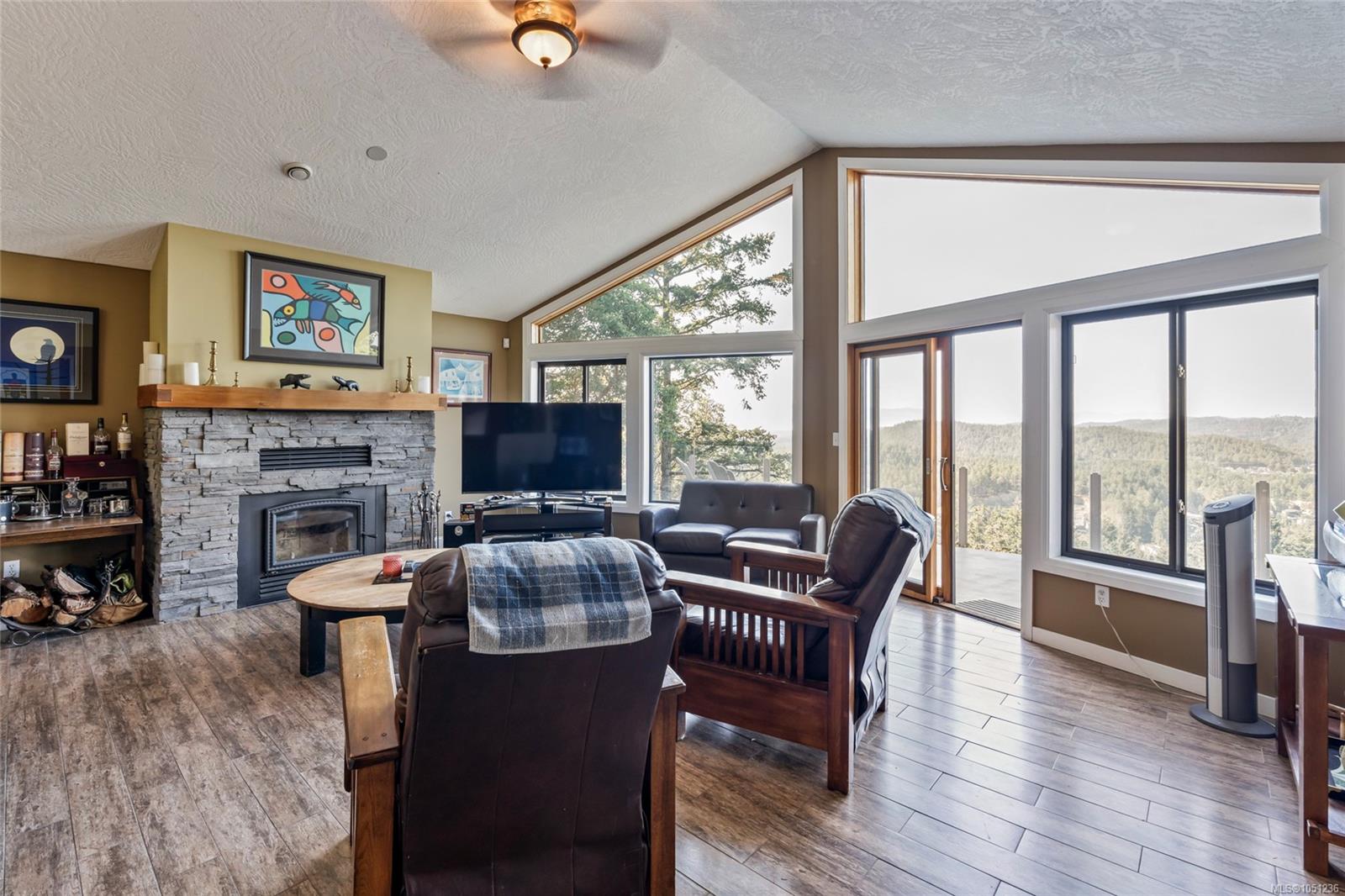 3475 Blue Sky Pl — listing photo 9 of 45