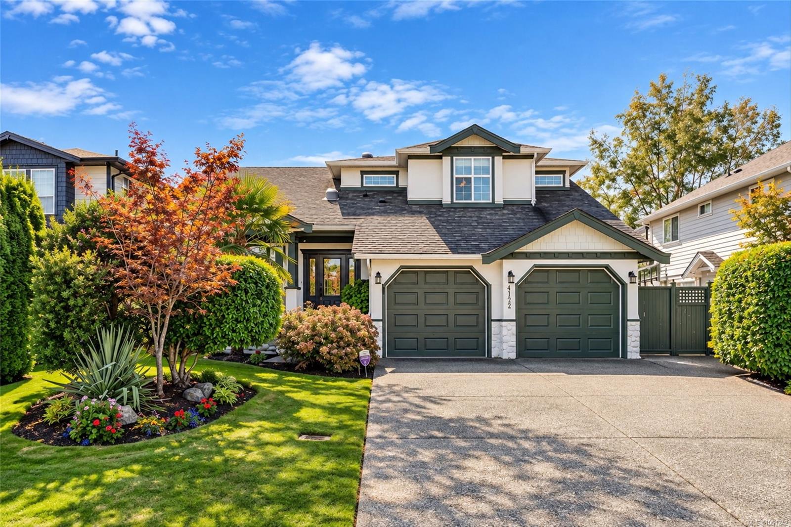 4122 Hatfield Rd, Saanich