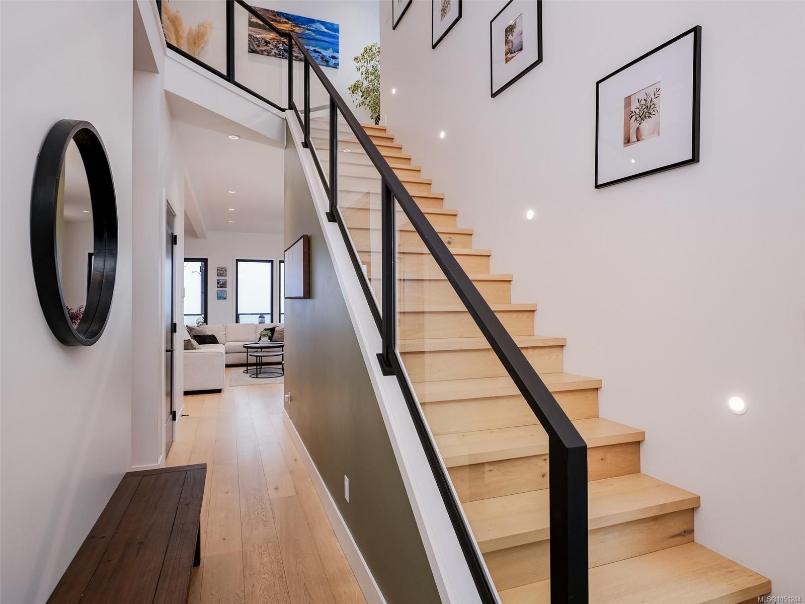 2403 Azurite Cres — listing photo 3 of 58