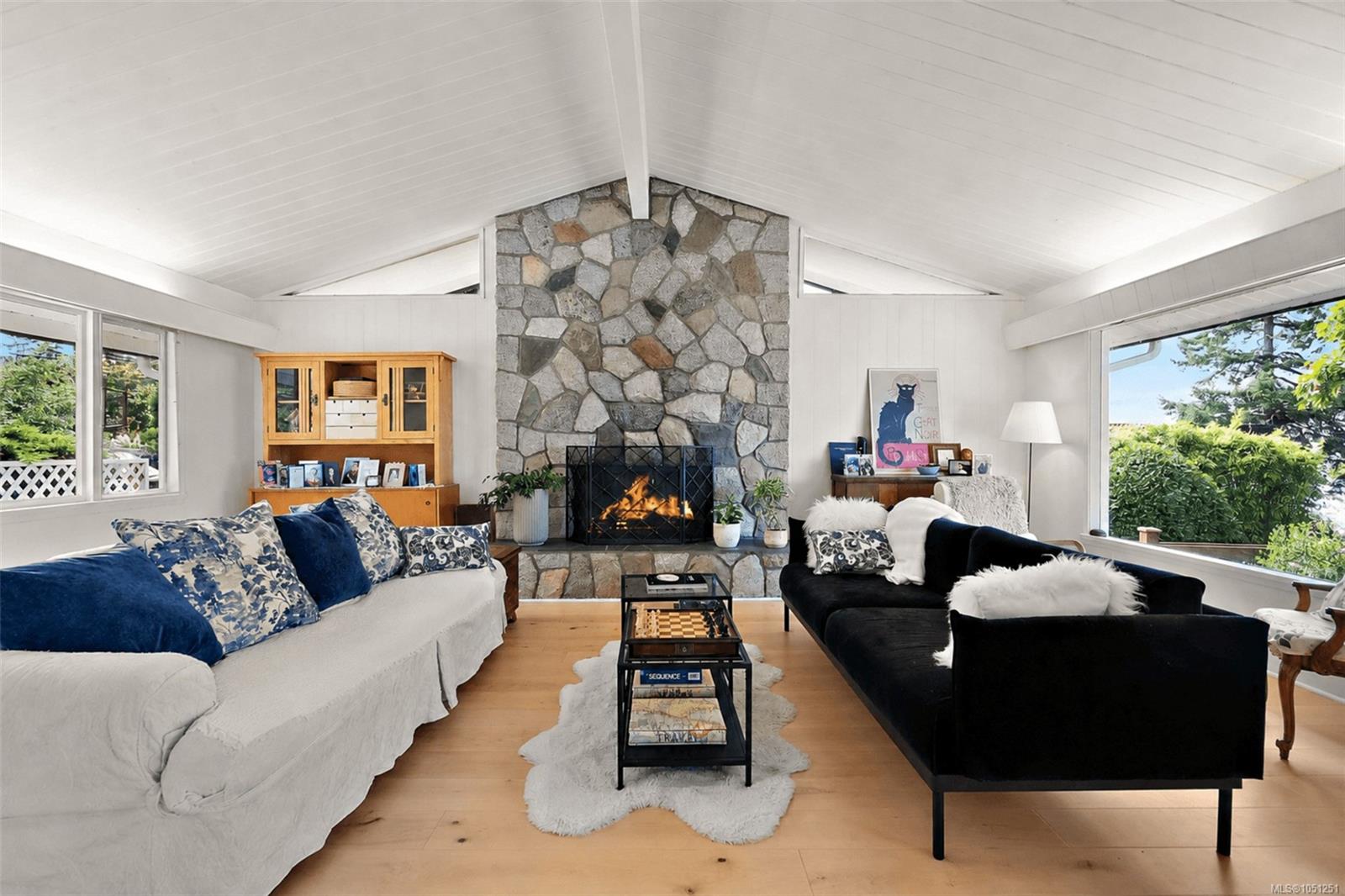 9760 Glynnwood Park Rd — listing photo 9 of 48