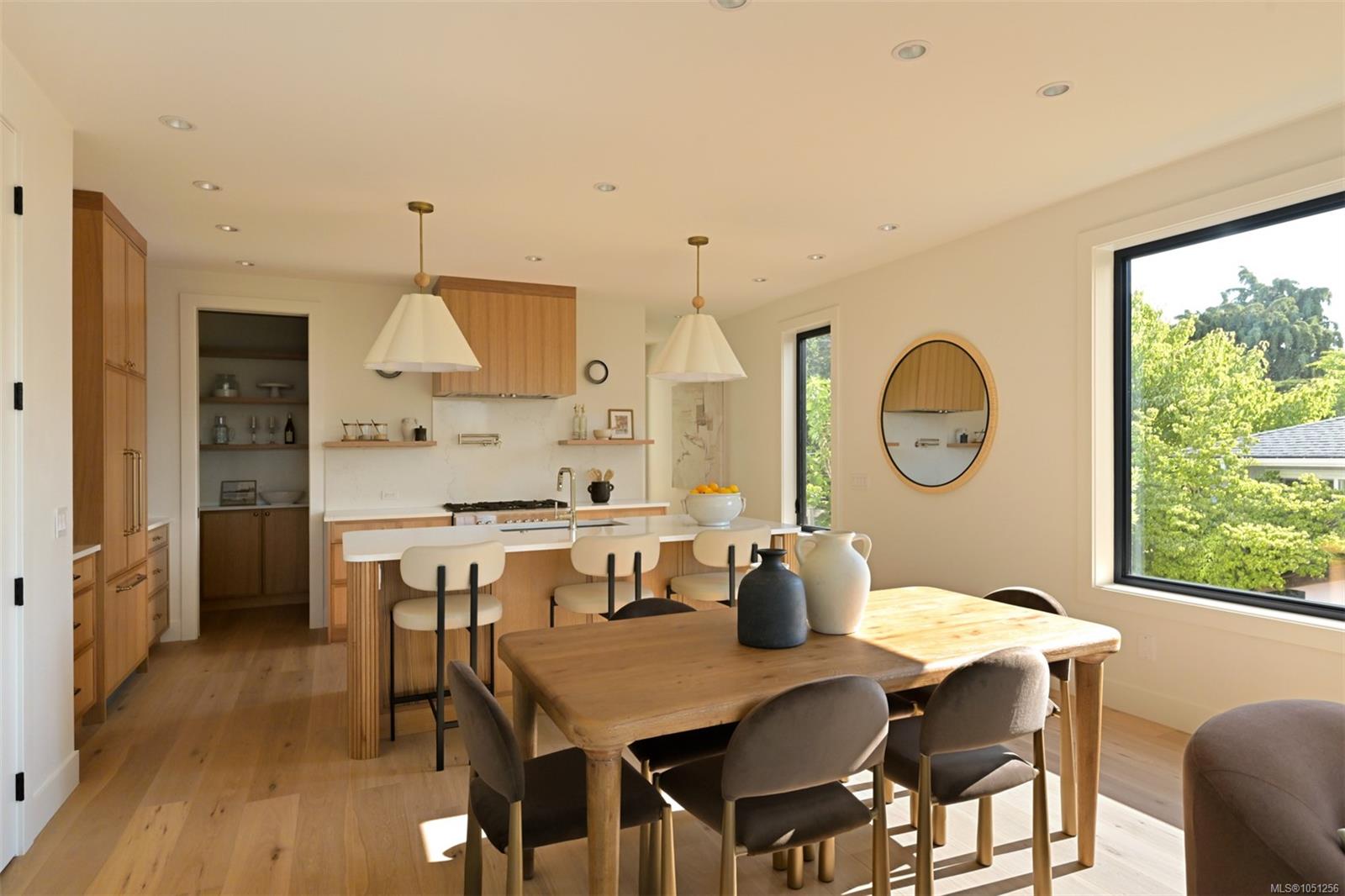2-3080 Oakdowne Rd — listing photo 14 of 66