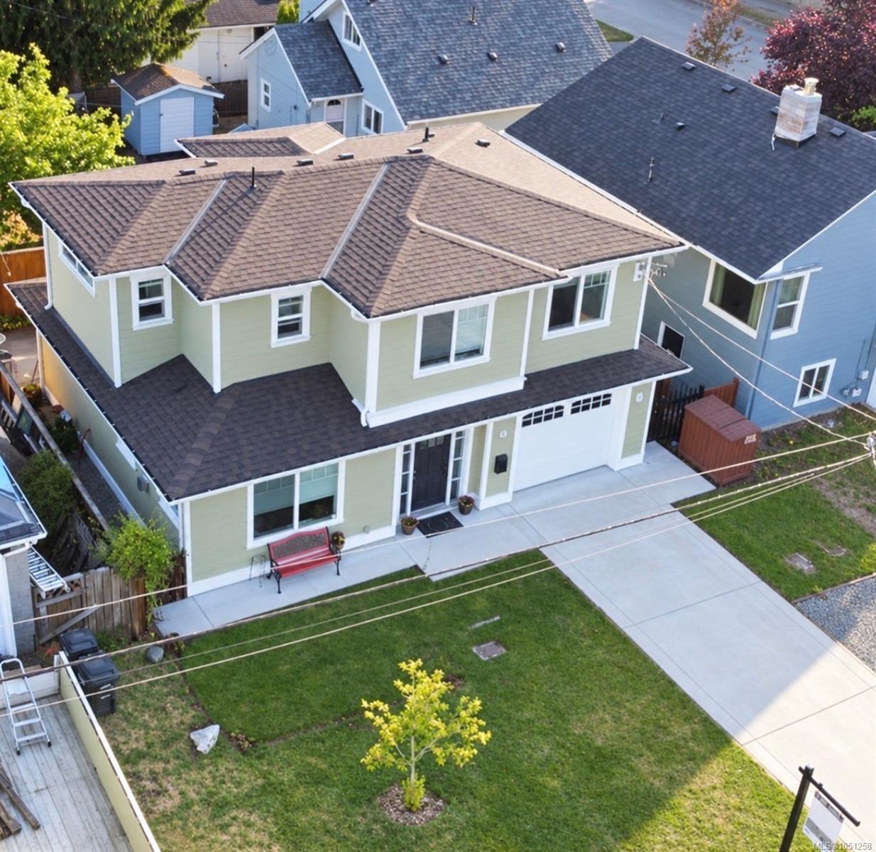 57 Sims Ave — listing photo 3 of 40