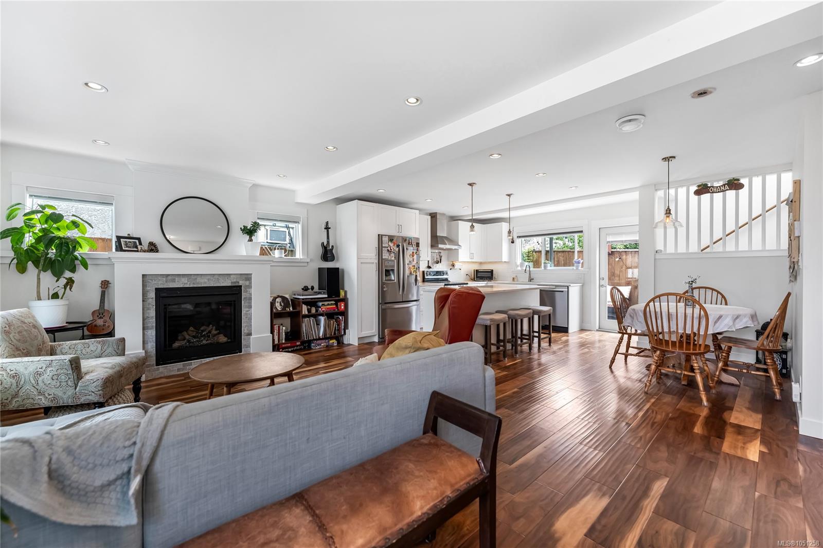57 Sims Ave — listing photo 8 of 40