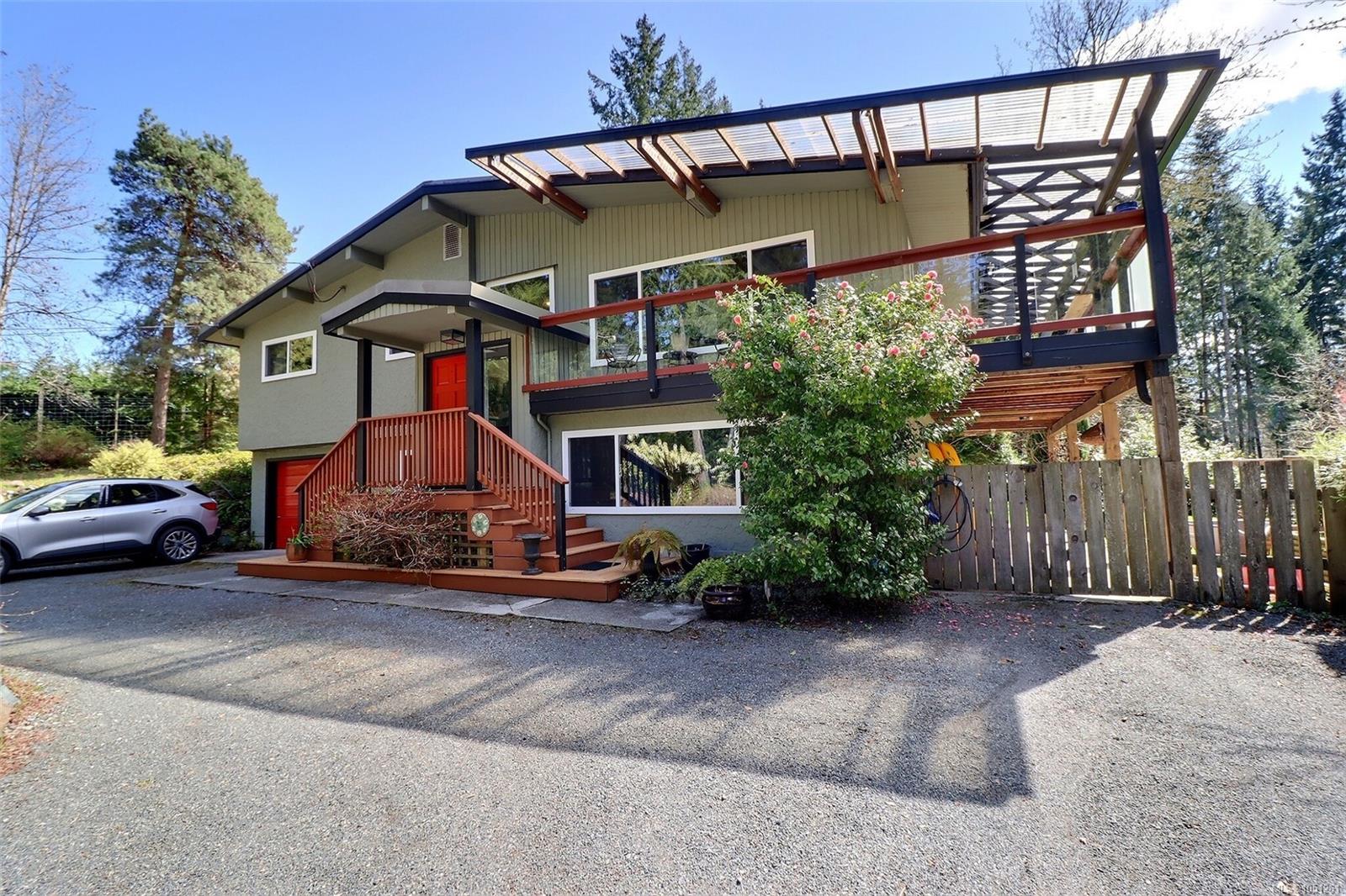 2128 Calais Rd, Duncan