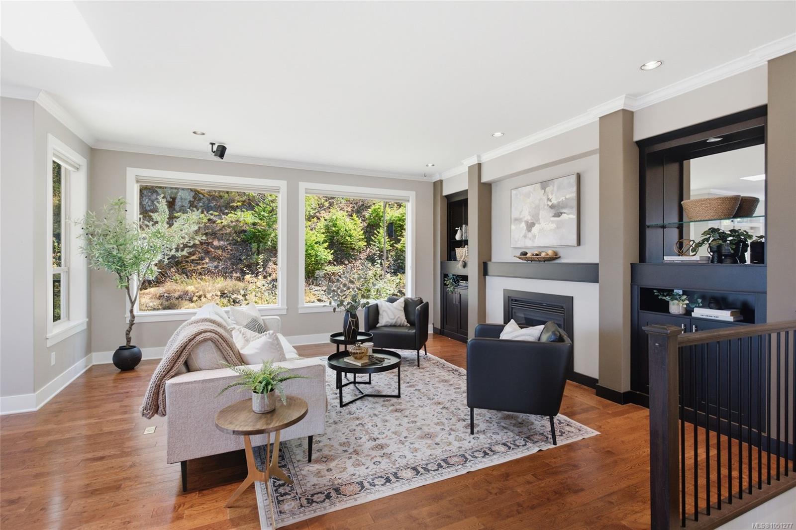 473 Nottingham Dr — listing photo 8 of 59