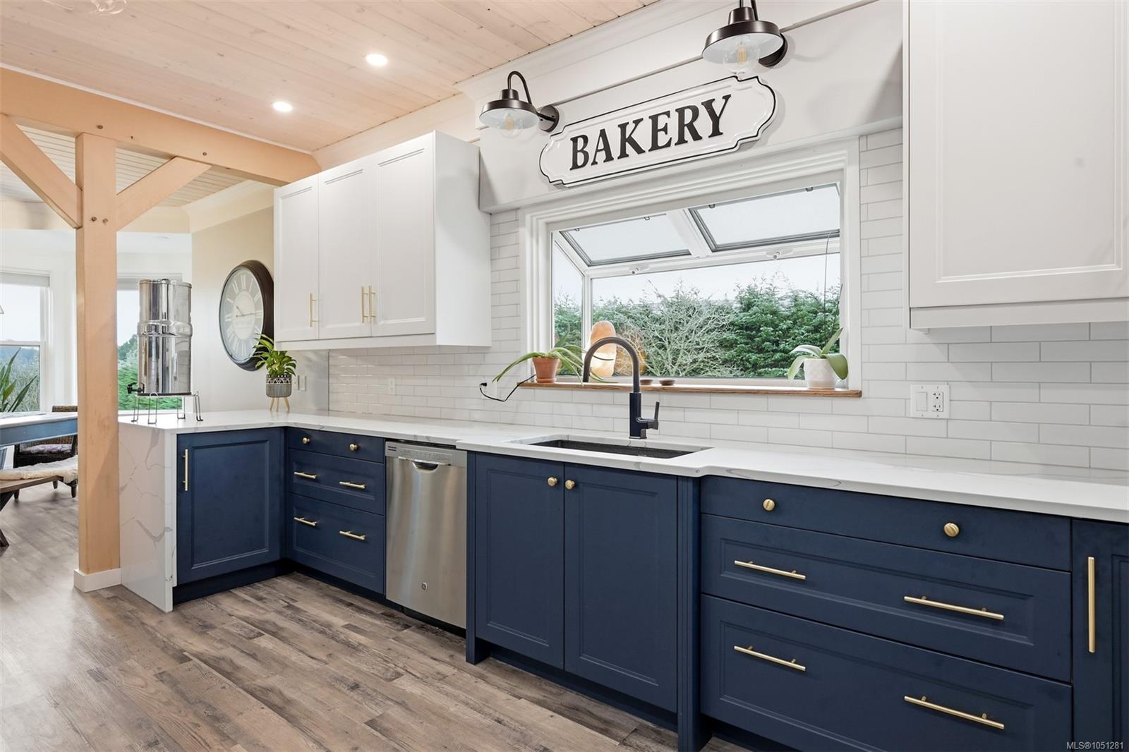 4890 Wilson Rd — listing photo 14 of 67