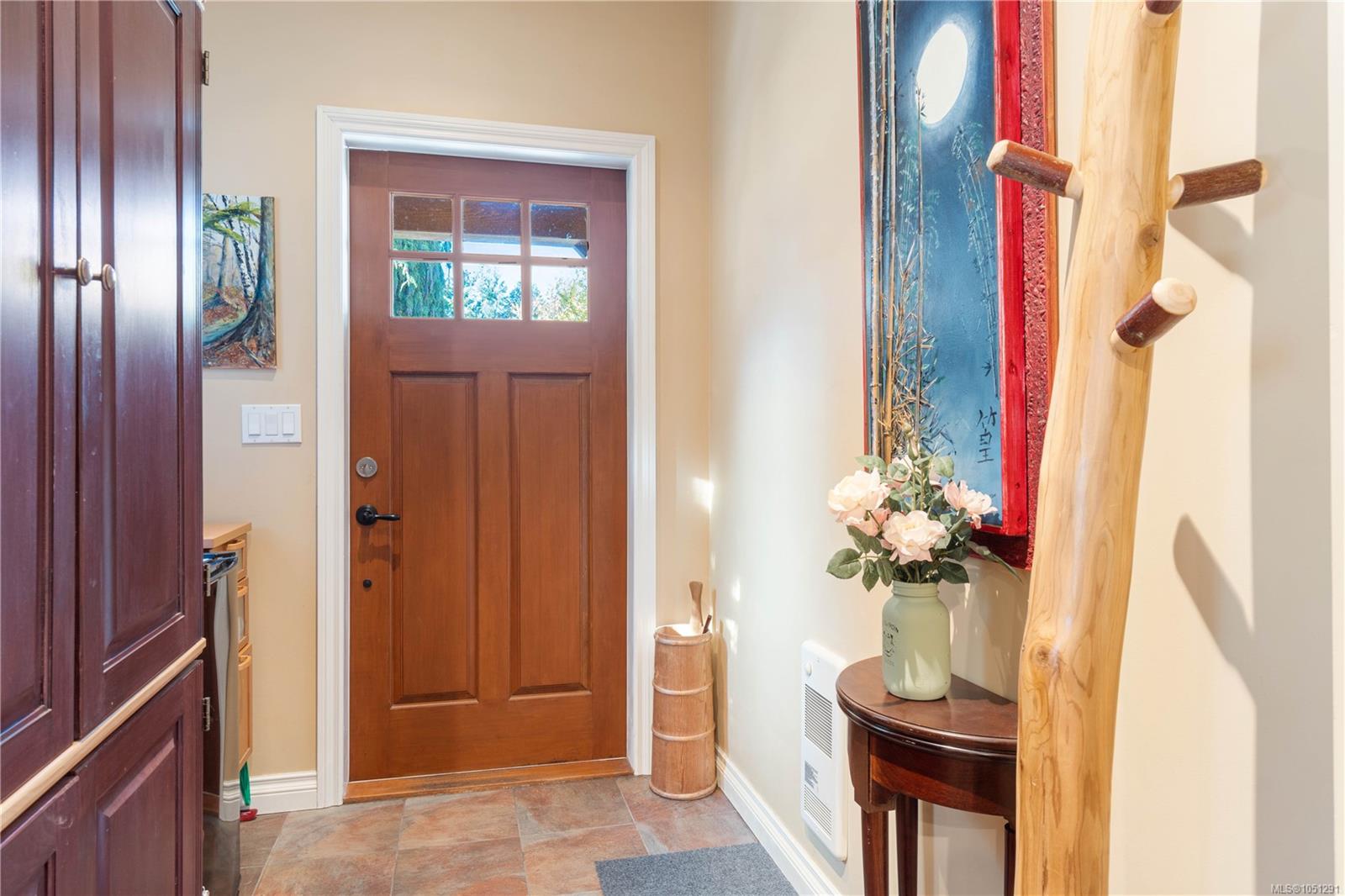 681 Turner Rd — listing photo 4 of 44