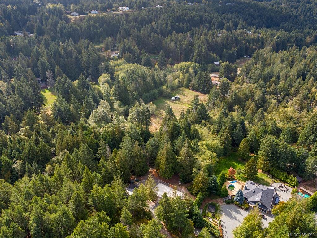2900 Amrik Rd — listing photo 14 of 15