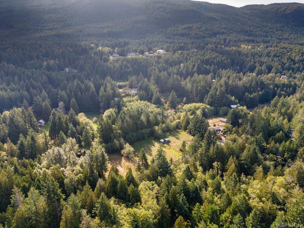 2900 Amrik Rd — listing photo 9 of 15