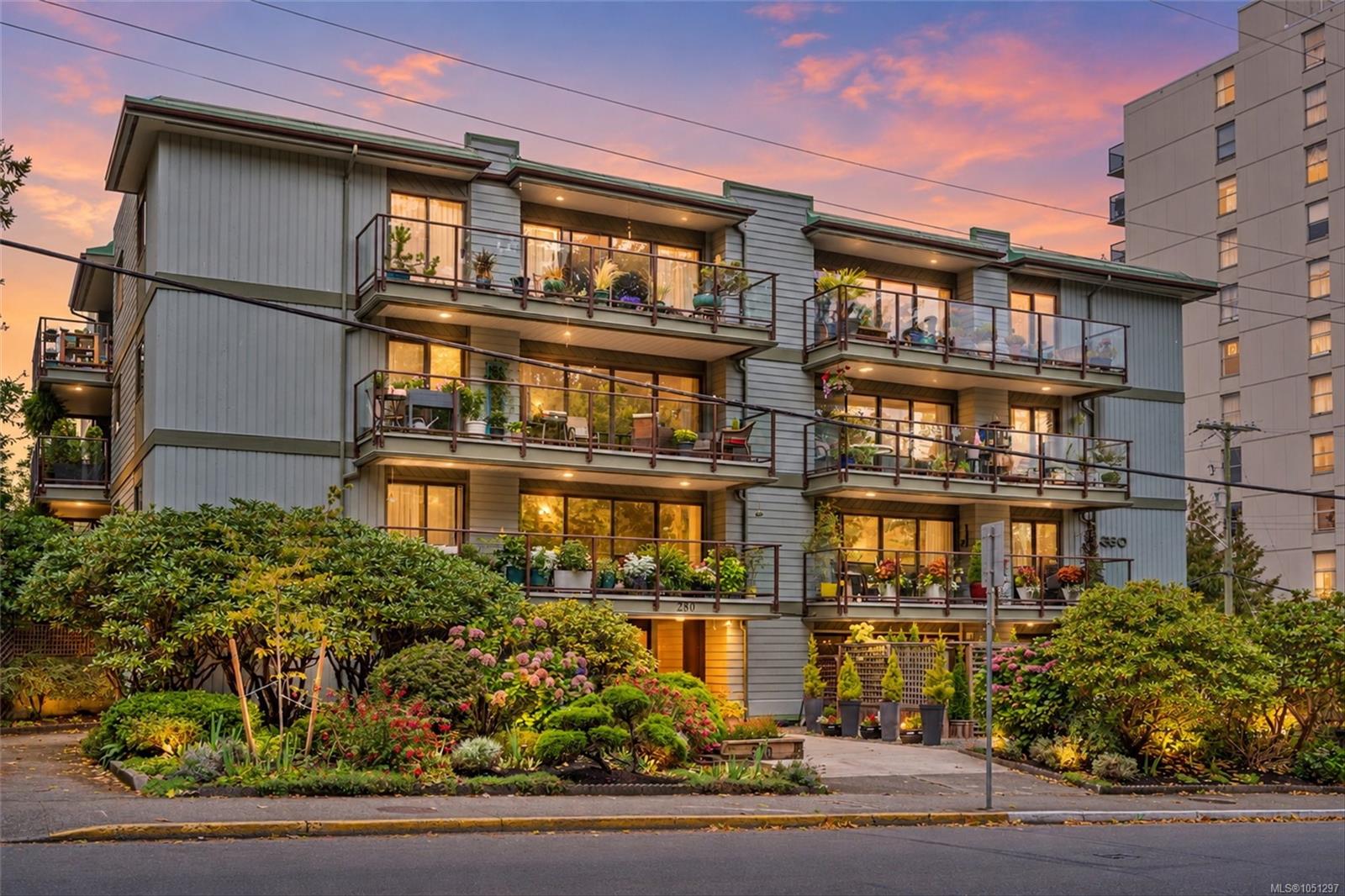 101-280 Douglas St — listing photo 5 of 31