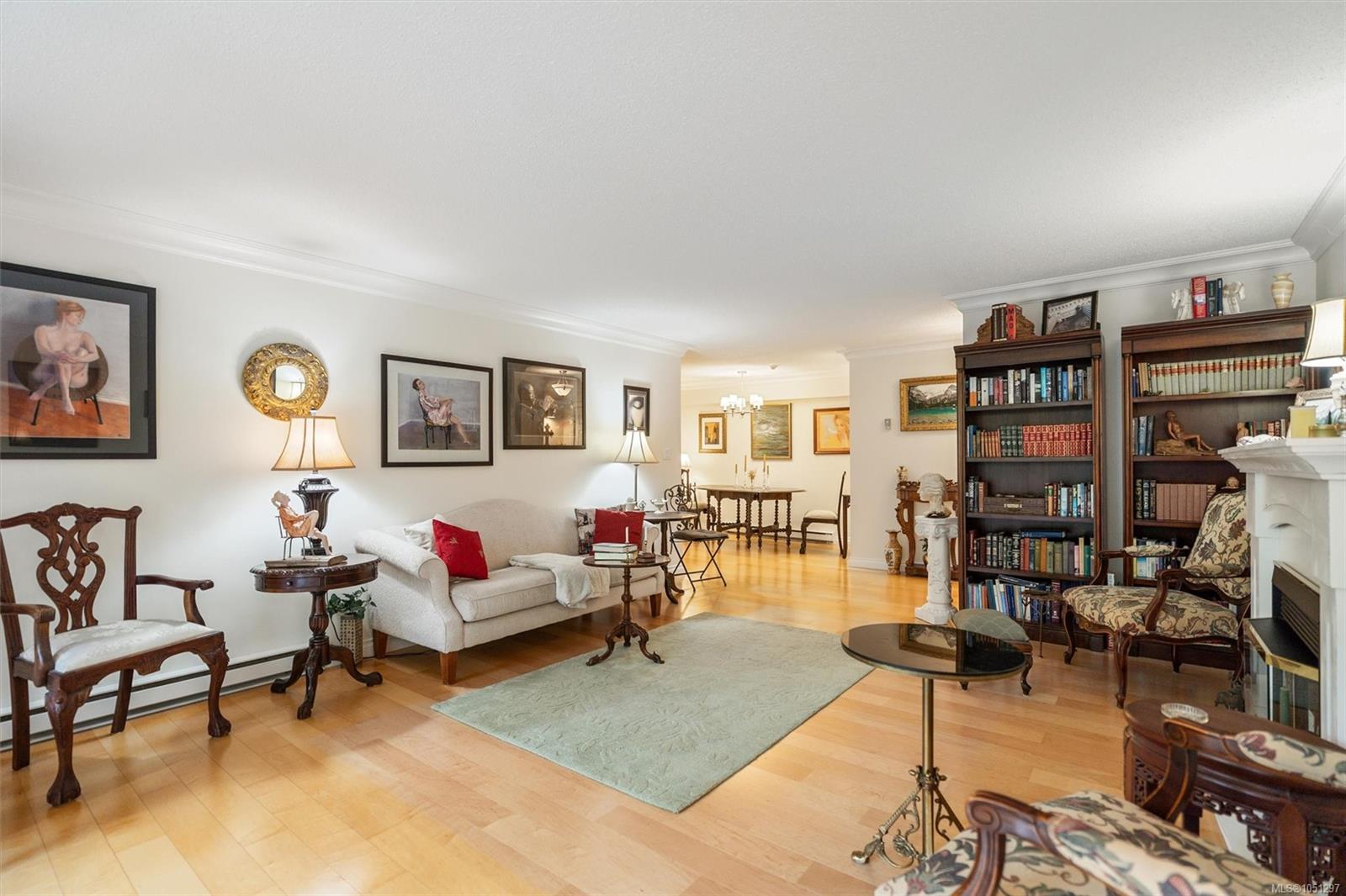 101-280 Douglas St — listing photo 9 of 31