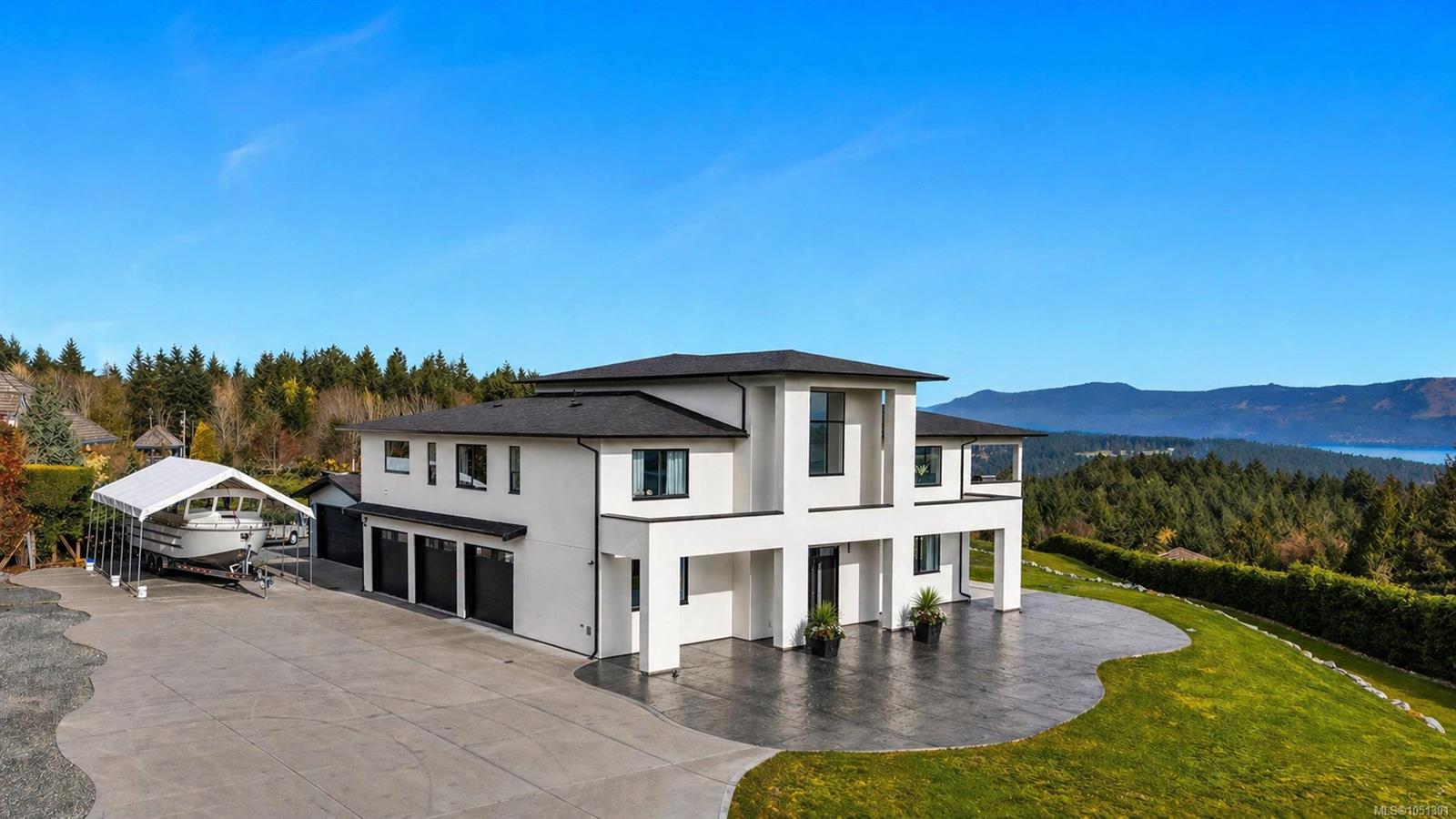 755 Butterfield Rd — listing photo 3 of 56