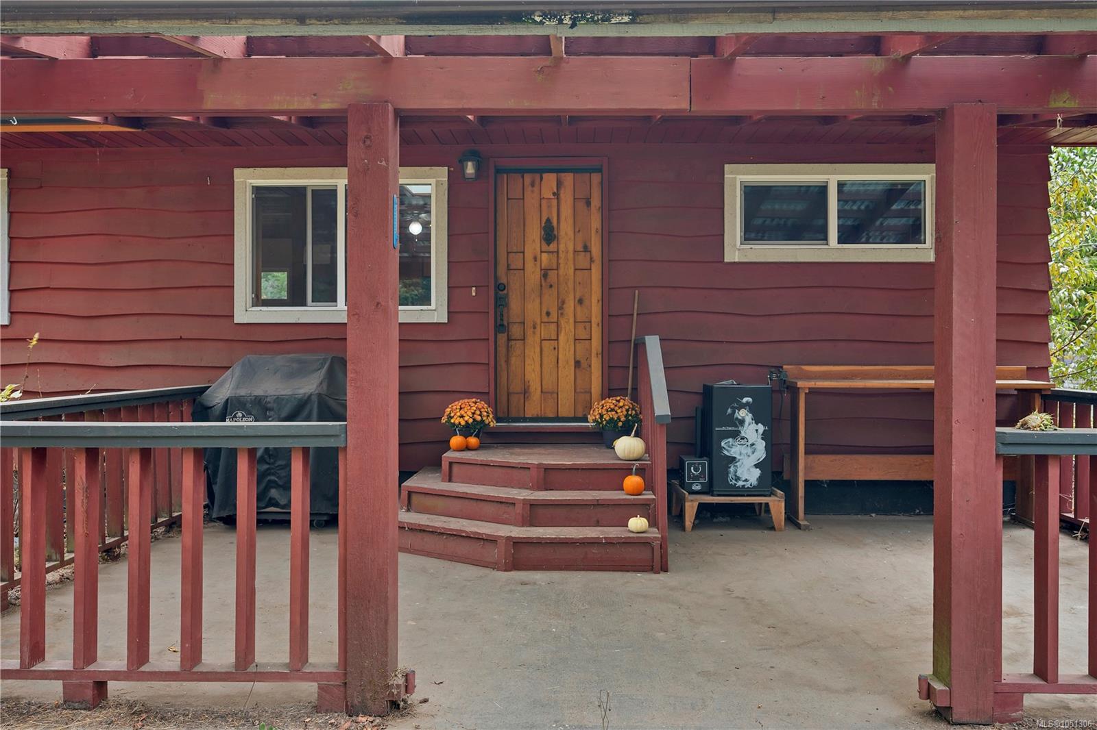4485 Colwin Rd — listing photo 6 of 21