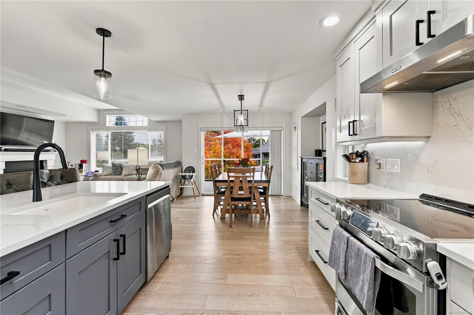 1940 Legacy Pl — listing photo 11 of 43