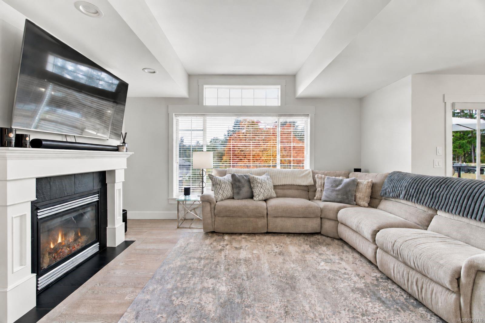 1940 Legacy Pl — listing photo 7 of 43