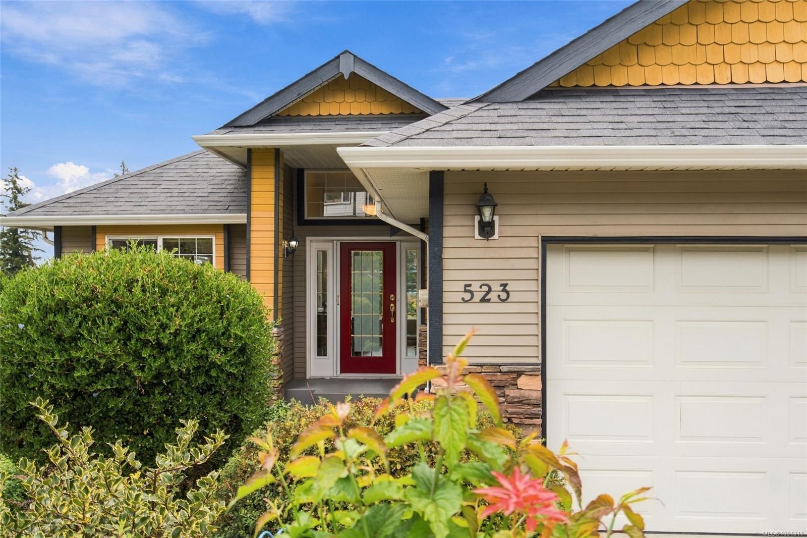 523 Louise Rd — listing photo 3 of 53