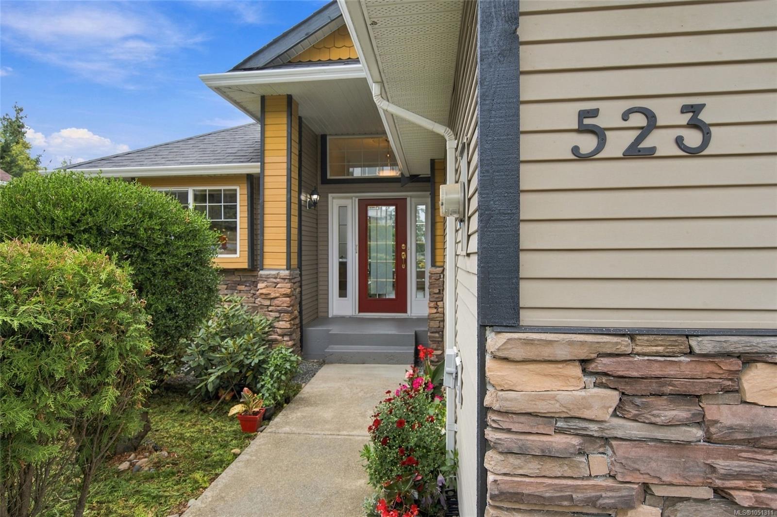 523 Louise Rd — listing photo 4 of 53