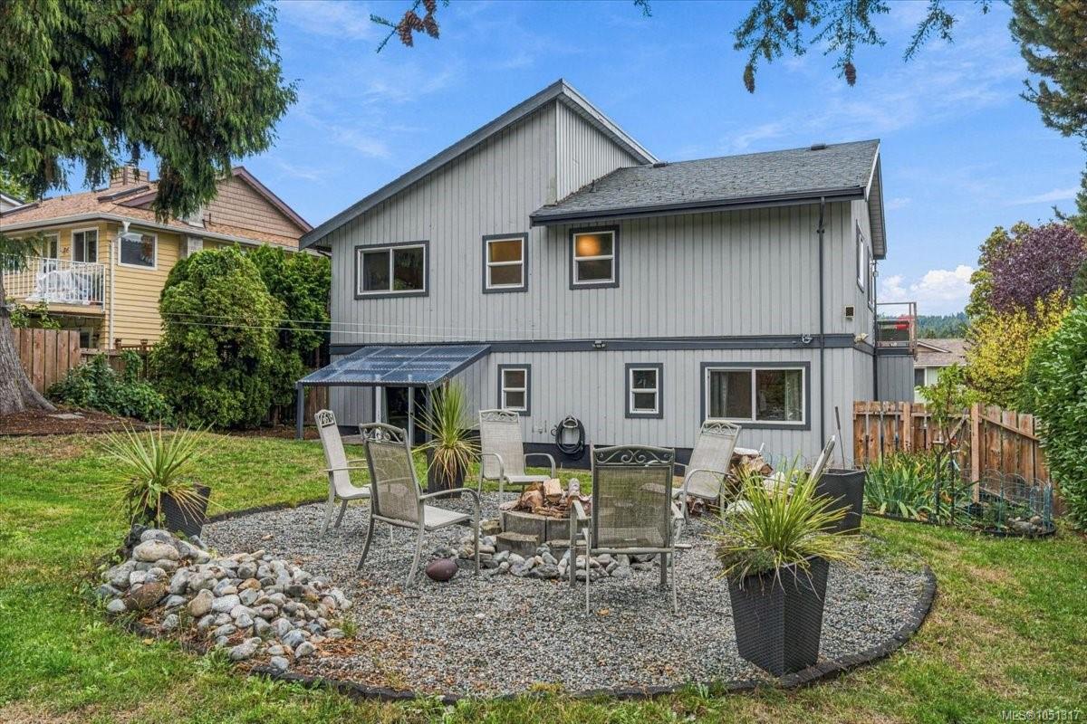 3005 Persimmon Pl — listing photo 6 of 55
