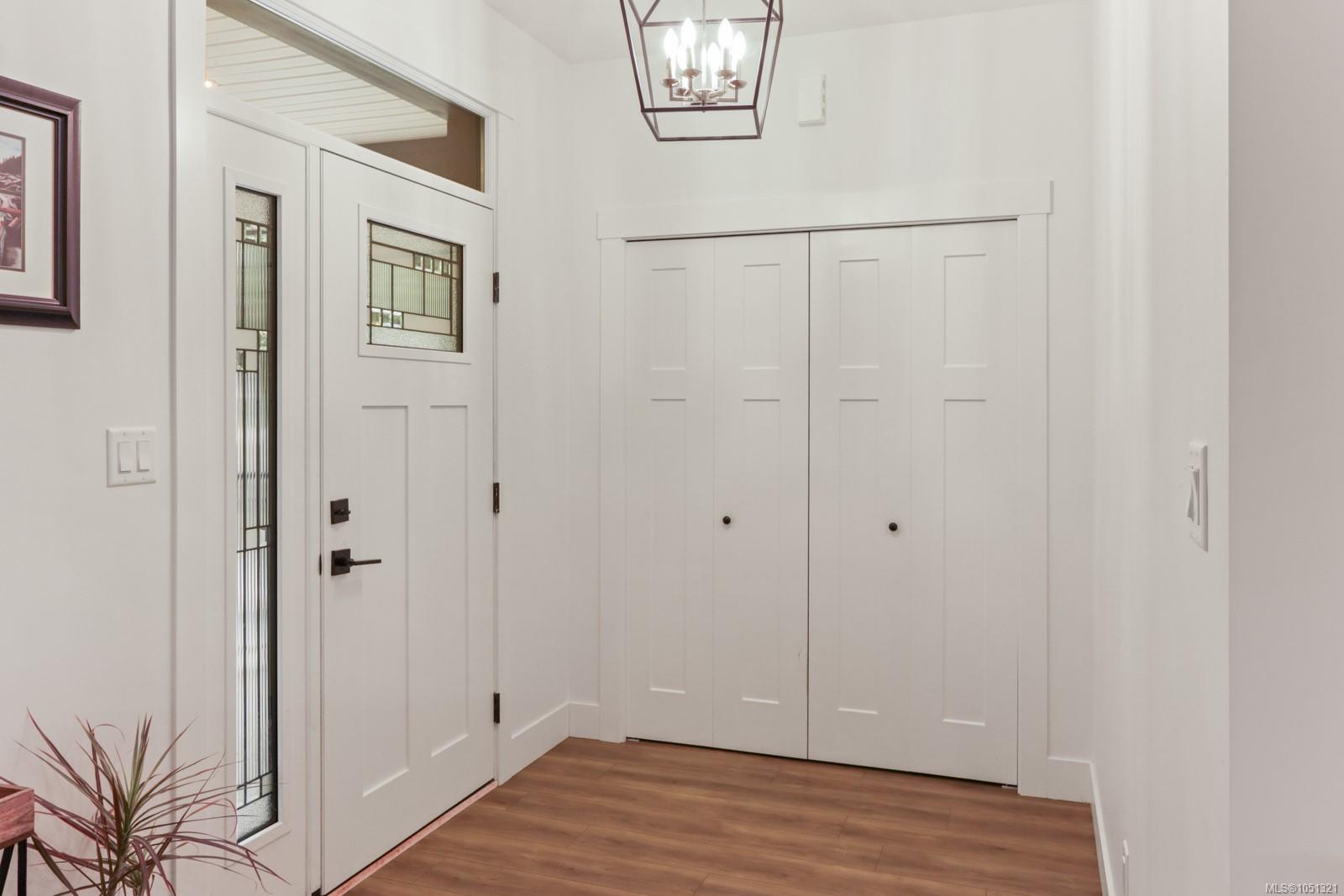 279 Westwood Rd — listing photo 7 of 50