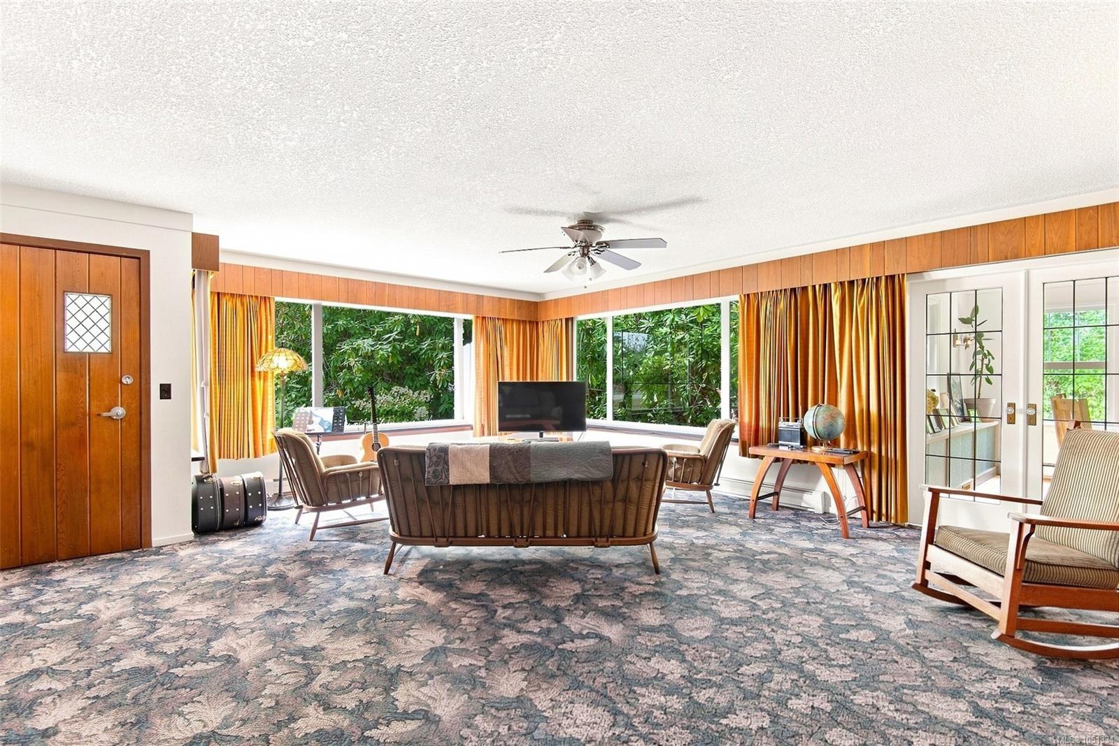 6009 River Rd — listing photo 5 of 37