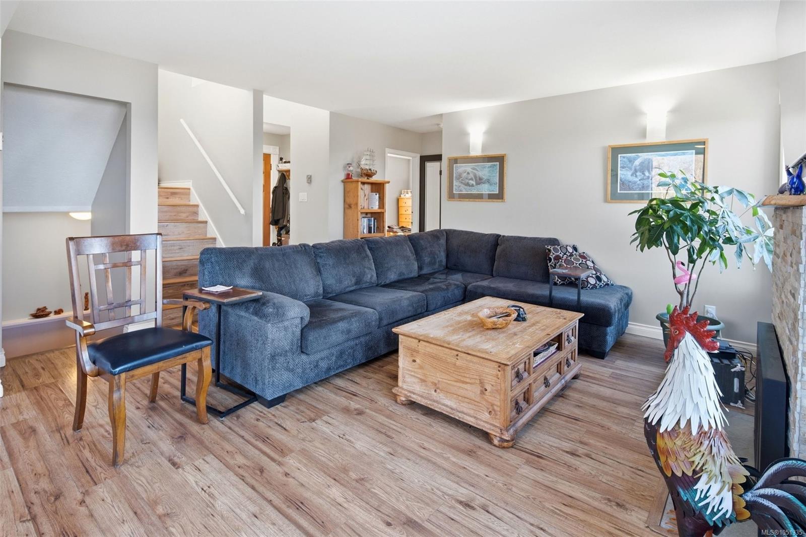 4537 Otter Point Rd — listing photo 12 of 99