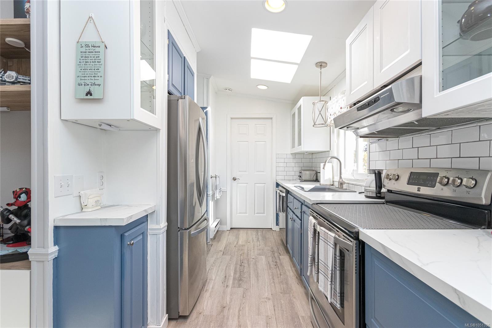 30-7583 Central Saanich Rd — listing photo 7 of 32