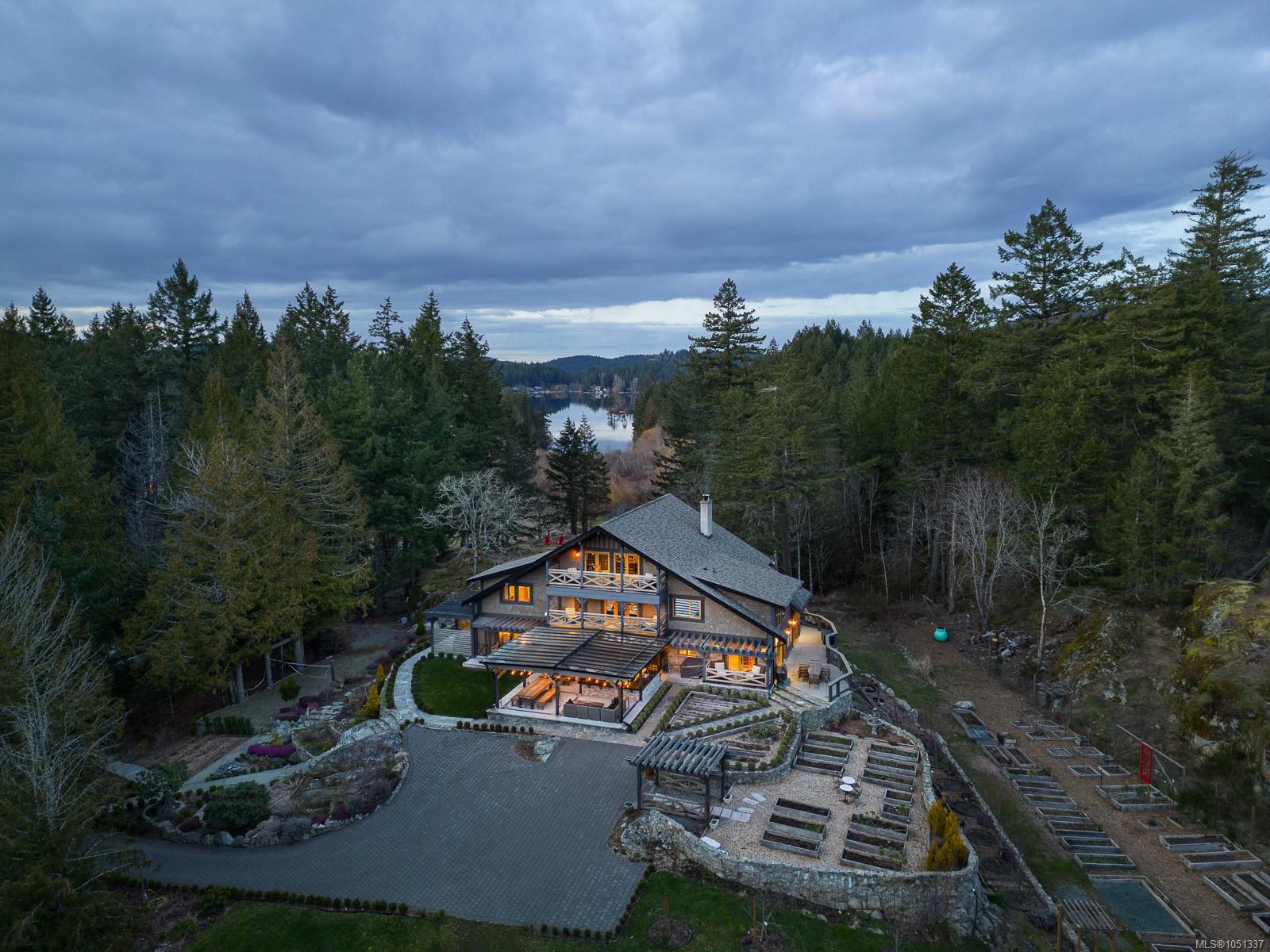 4573 Prospect Lake Rd — listing photo 4 of 59