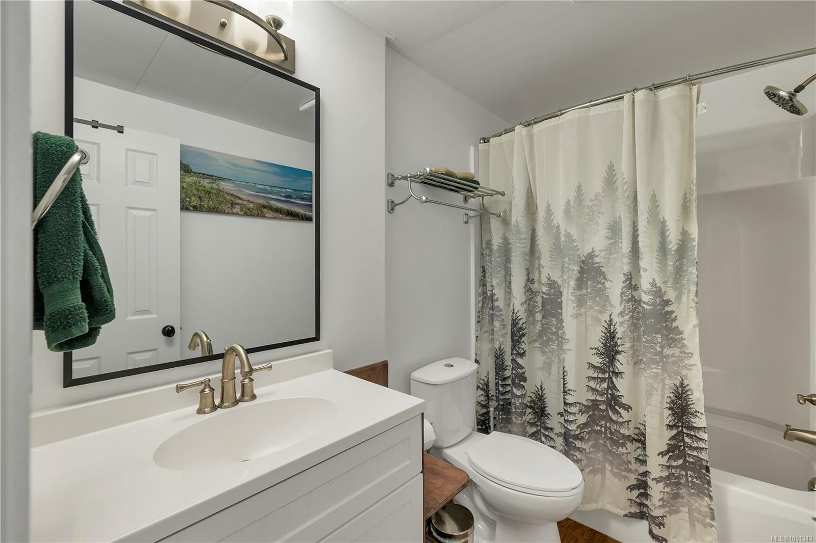 81-5250 Beaver Harbour Rd — listing photo 12 of 21