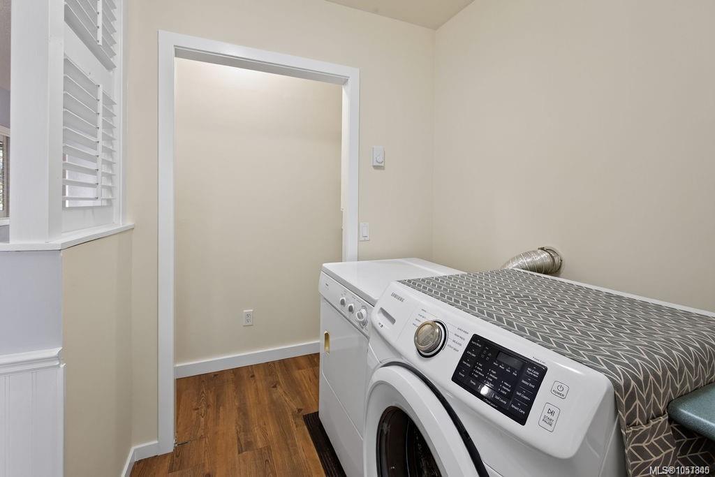 3961 Reynolds Crt — listing photo 13 of 52