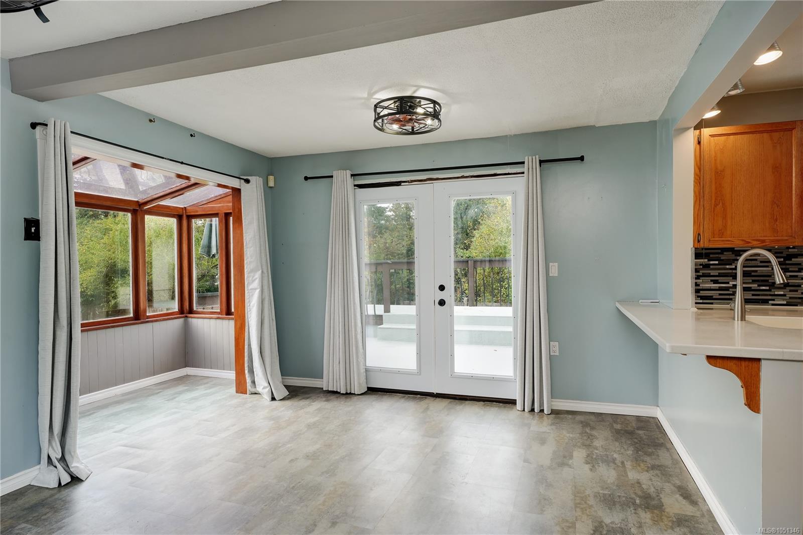 6729 Grant Rd — listing photo 9 of 37