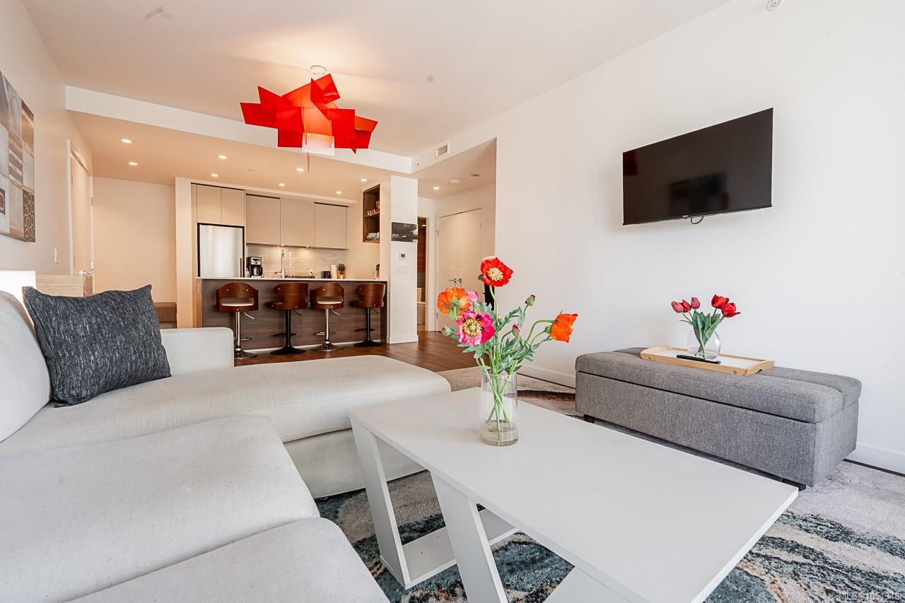 604-369 Tyee Rd — listing photo 6 of 40