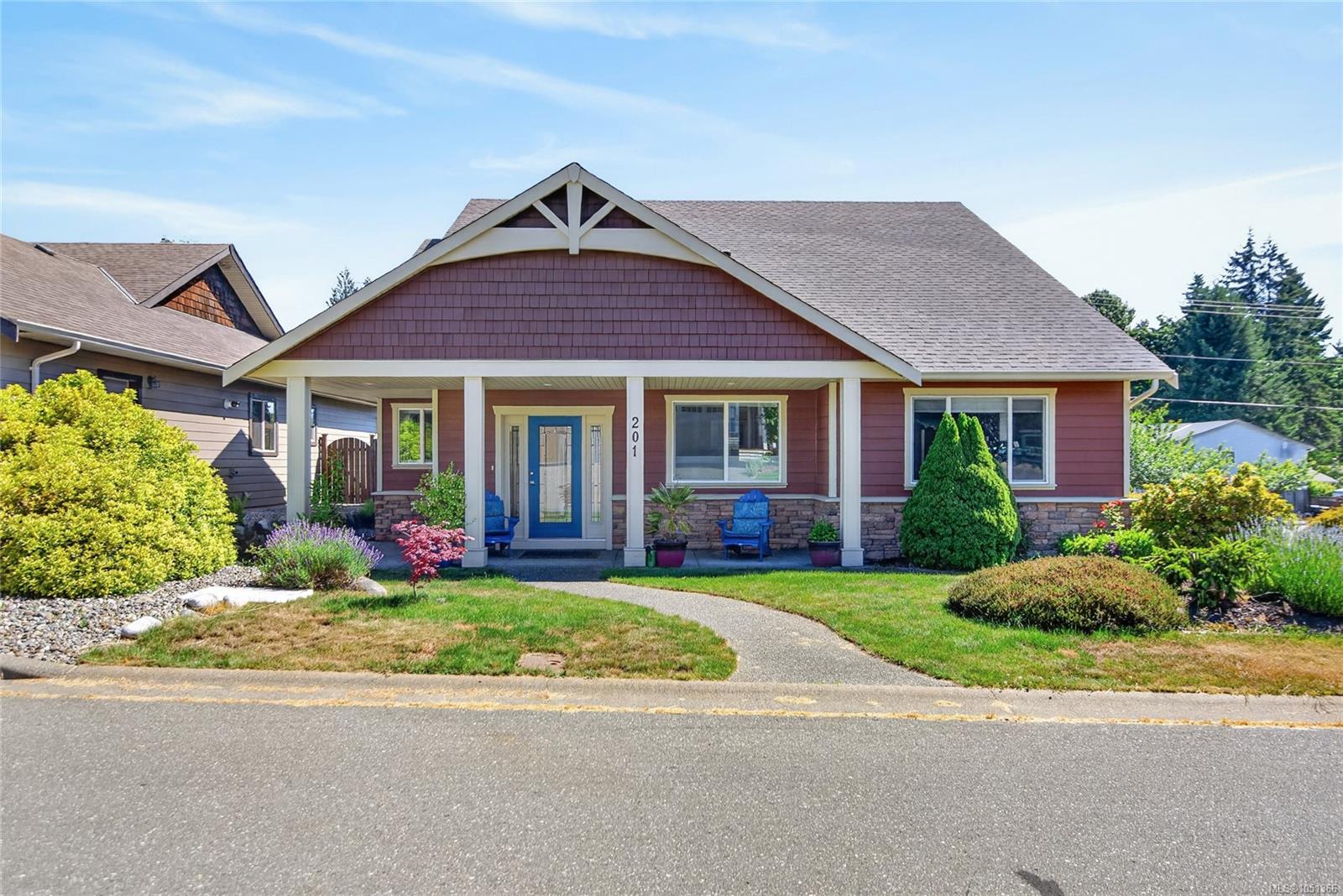 201-303 Arden Rd — listing photo 3 of 67