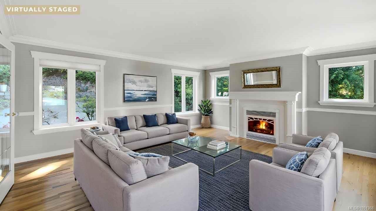 302 Roland Rd — listing photo 6 of 57