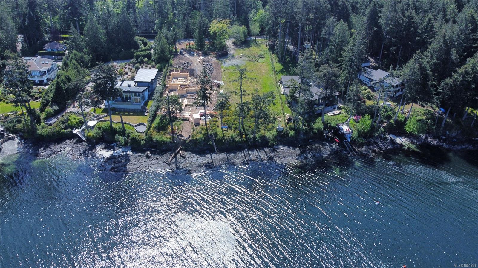 760 Lands End Rd — listing photo 11 of 46